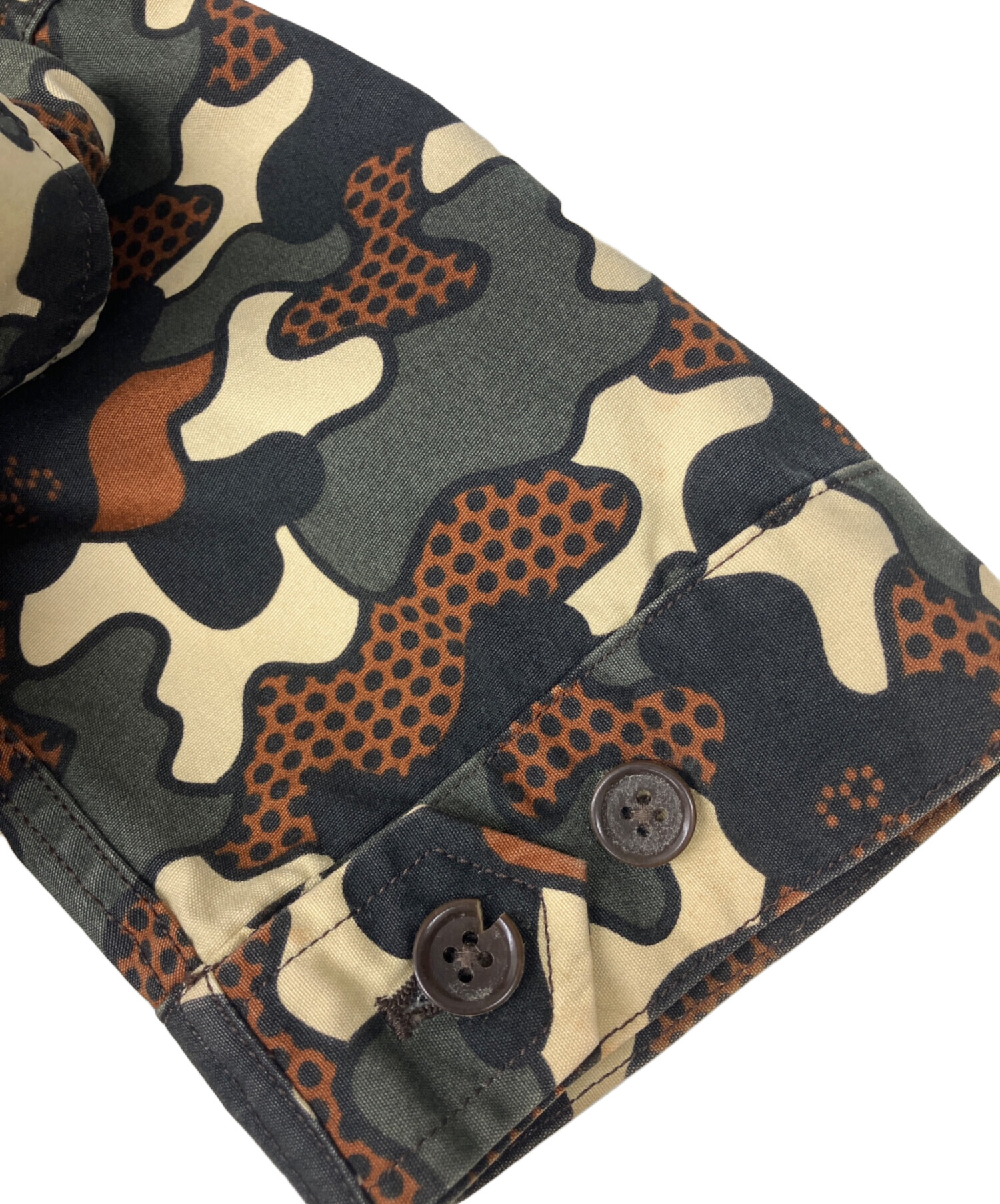 evisu カモフラ ジャケット 中古・古着通販】EVISU (エヴィス) カモフラジャケット オリーブ