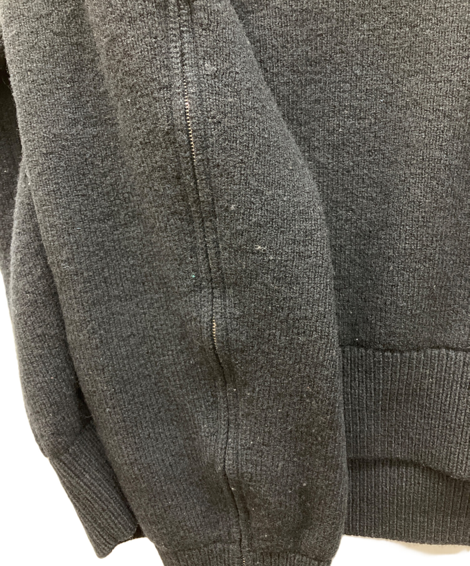 中古・古着通販】UNUSED (アンユーズド) v-neck knit LAMPO ZIPPER V