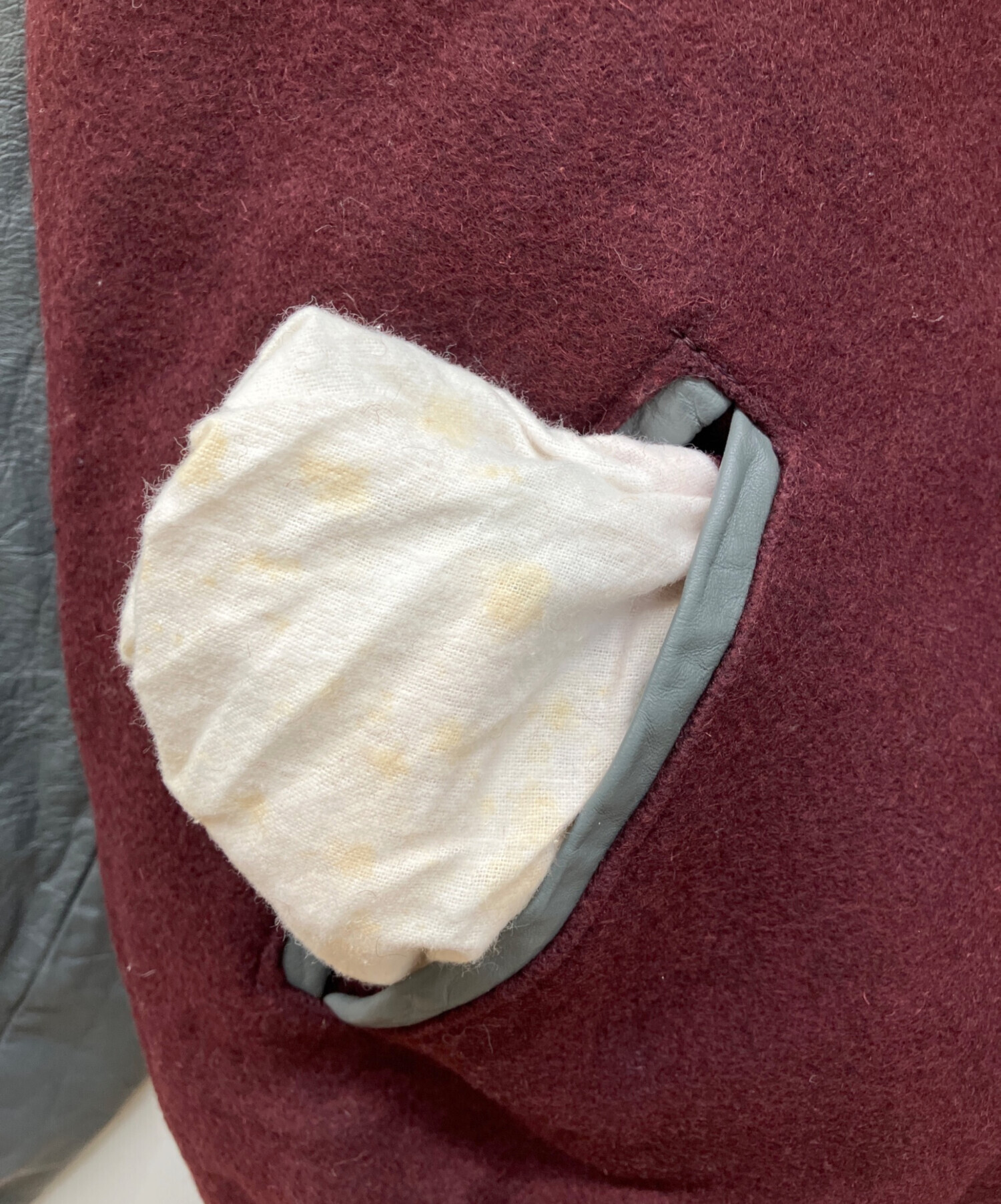 中古・古着通販】Holloway (ホロウェイ) レザー切り替え刺繍スタジャン