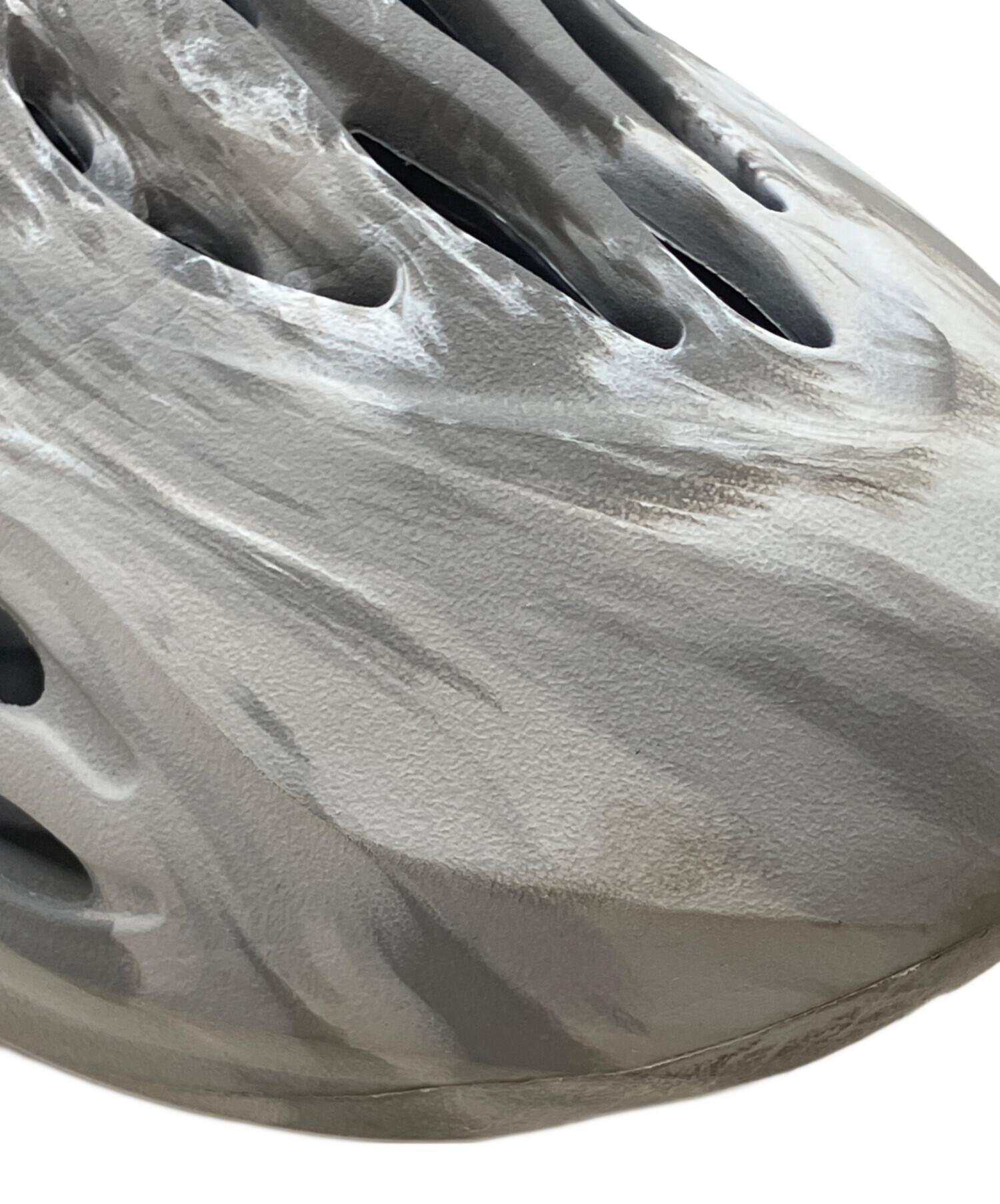 中古・古着通販】adidas (アディダス) YEEZY Foam Runner MX Granite 