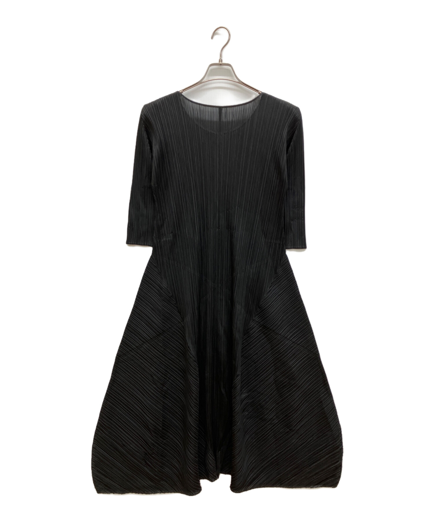 pleats please プリーツプリーズ 黒ワンピース 中古・古着通販】PLEATS PLEASE (プリーツプリーズ) 19SSプリーツ変形