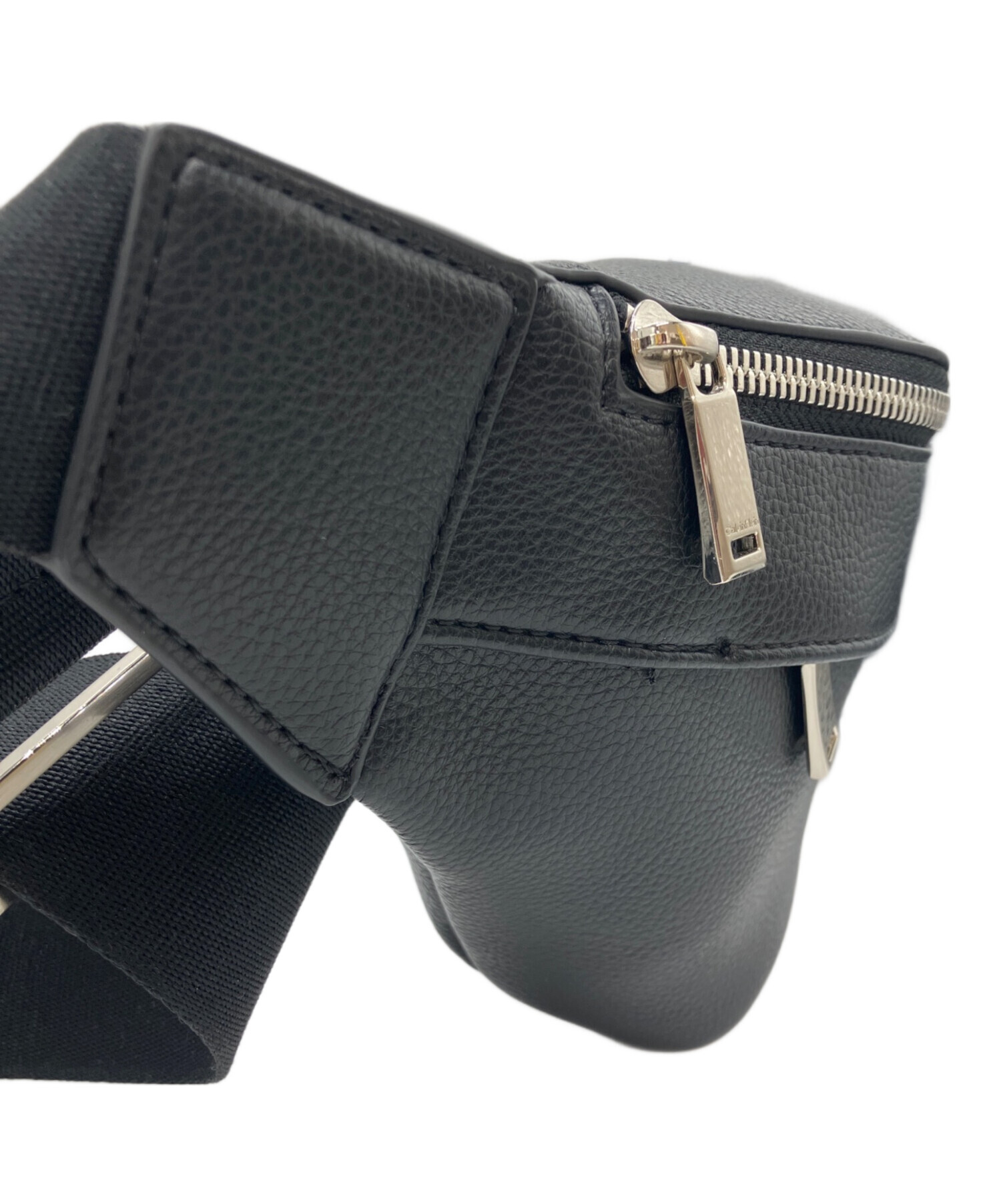 中古・古着通販】Calvin Klein (カルバンクライン) クロスボディバッグ