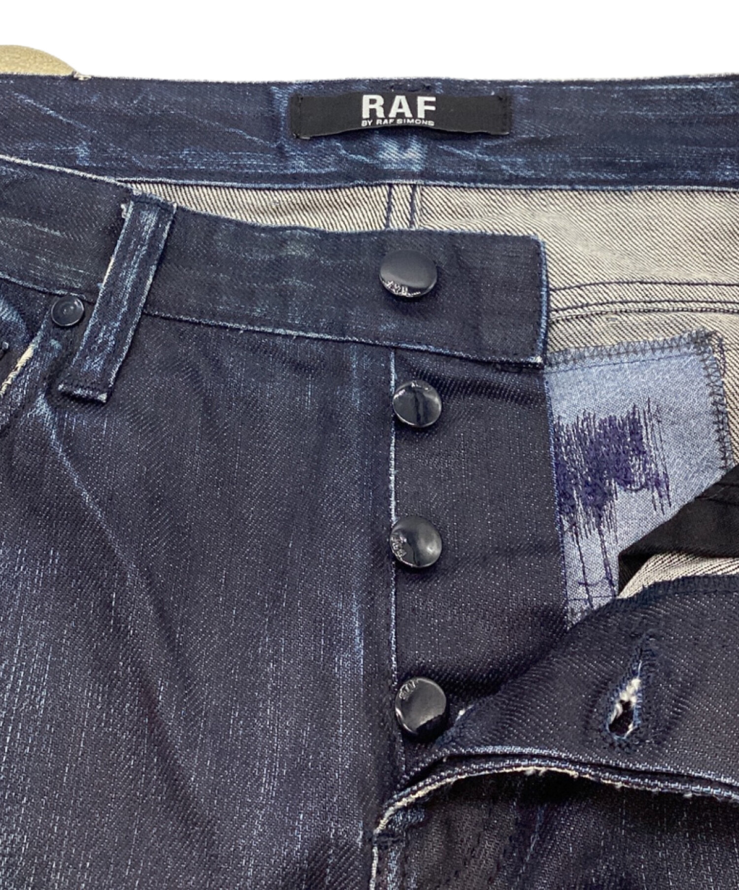 RAF BY RAF SIMONS ペイント加工 デニムパンツ 中古・古着通販】RAF BY RAF SIMONS (ラフバイ ラフシモンズ) ダメージ