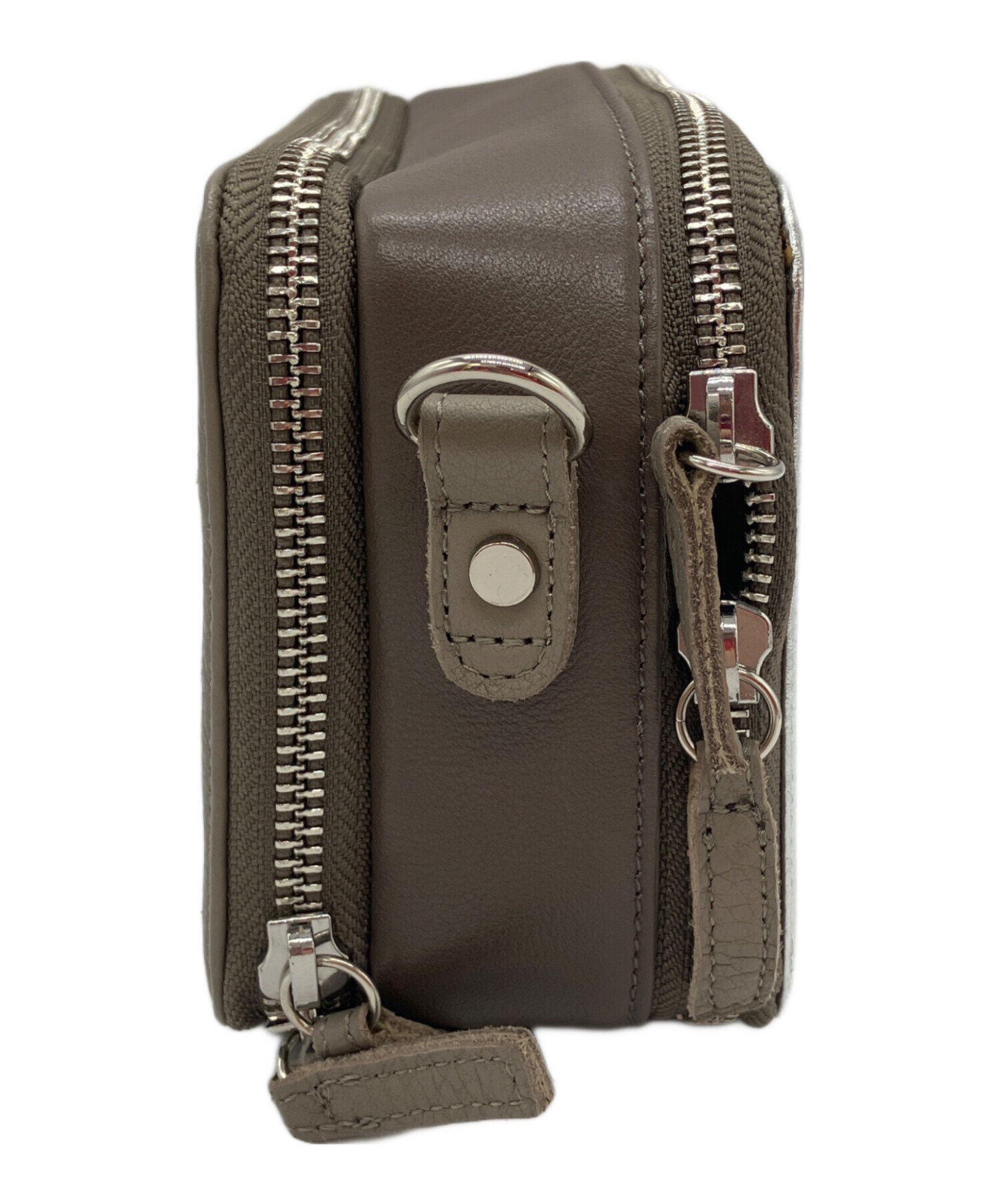 ear ドット柄ストラップ フラットバッグ 中古・古着通販】ear PAPILLONNER (イアパピヨネ) ドット柄お財布