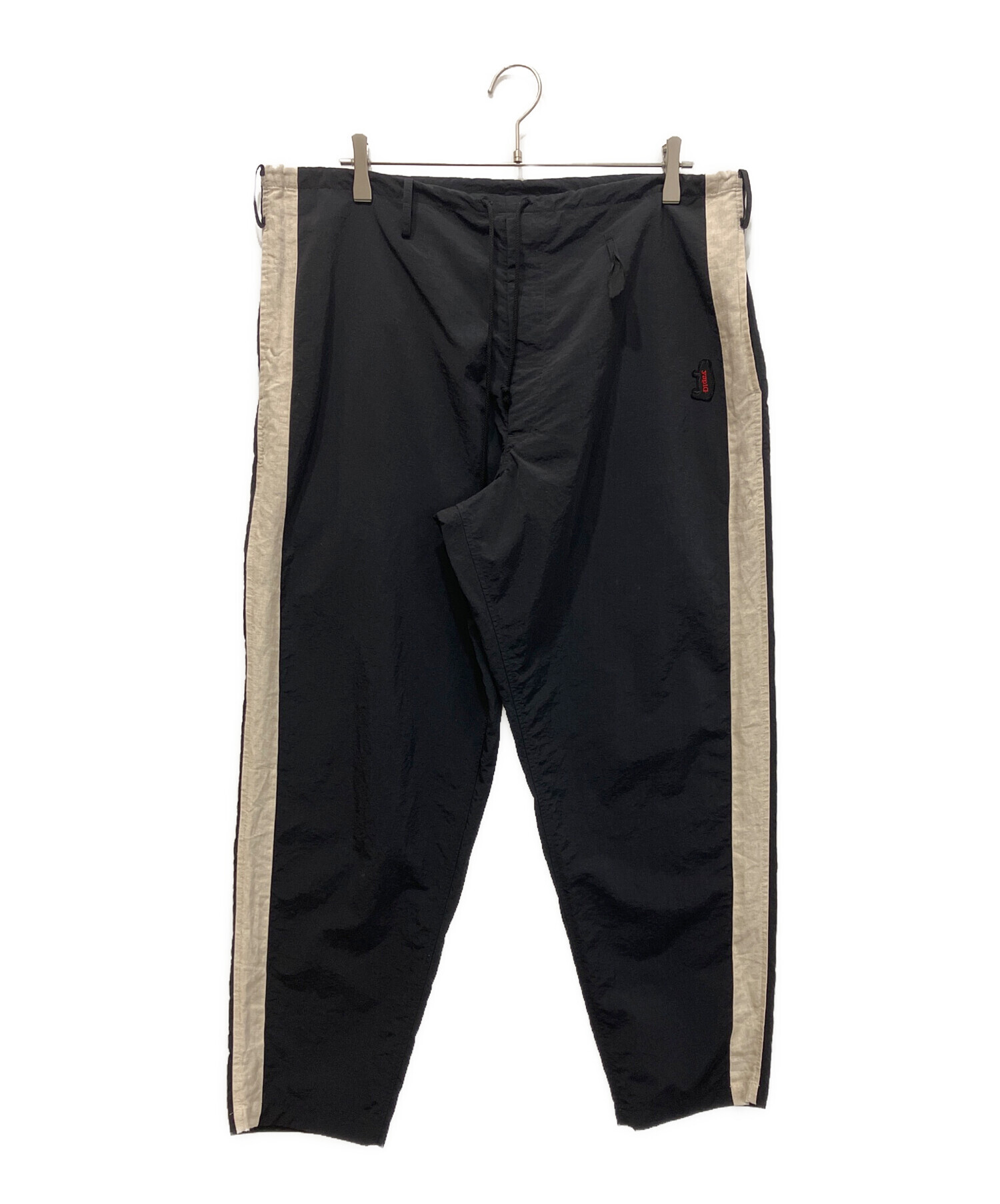 Y-3 テーパードトラックパンツ YOHJIYAMAMOTO FJ0460 中古・古着通販】YOHJI YAMAMOTO (ヨウジヤマモト) トラックパンツ
