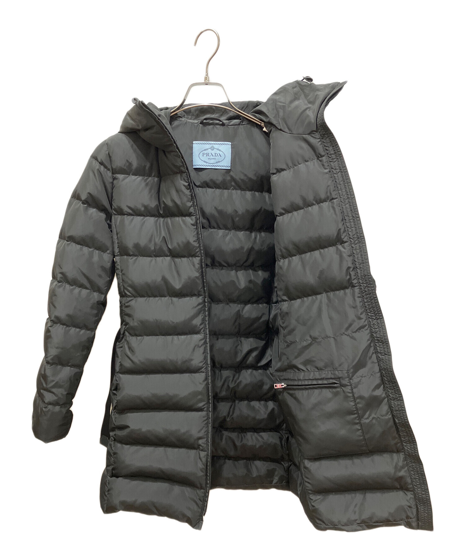 中古・古着通販】PRADA (プラダ) トライアングルプレート ダウンコート