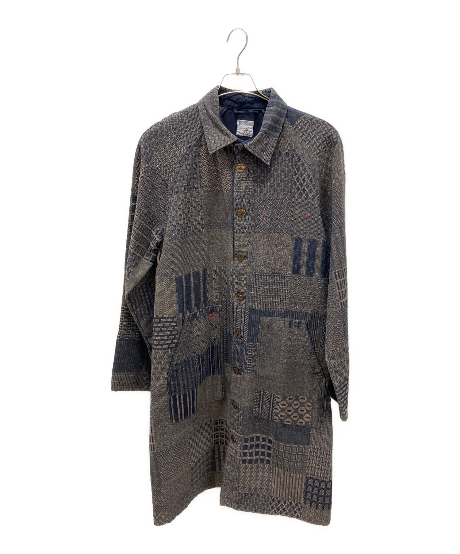 中古・古着通販】BLUE TRICK (ブルートリック) 総柄ステンカラーコート