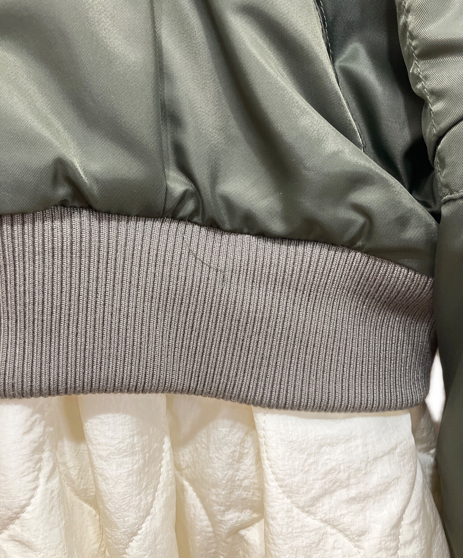 中古・古着通販】OMMO (オーエムエムオー) PEPLUM QUILTING MA-1