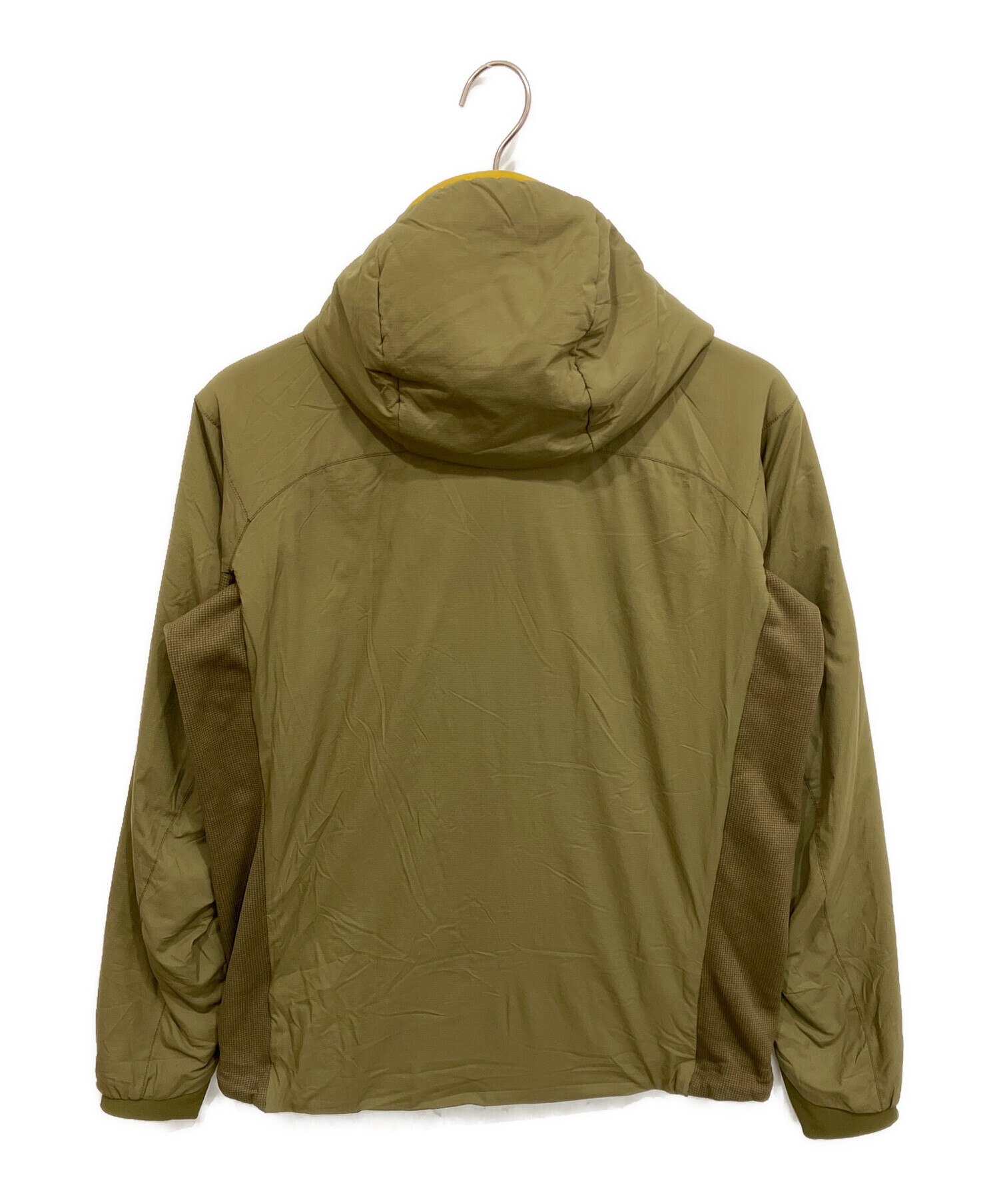 アークテリクス Atom LT Hoody カーキ マウンテンパーカー※タグ付き 中古・古着通販】ARC'TERYX (アークテリクス) ATOM LT HOODY カーキ
