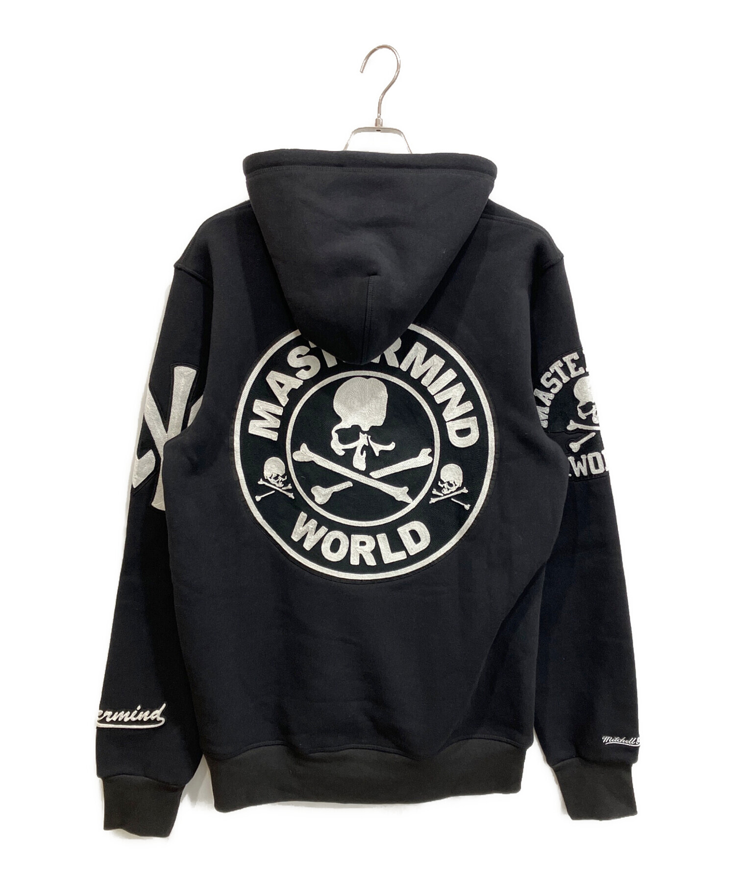 未使用品、廃盤モデル、 Motorradパーカー 中古・古着通販】Mastermind world (マスターマインド ワールド
