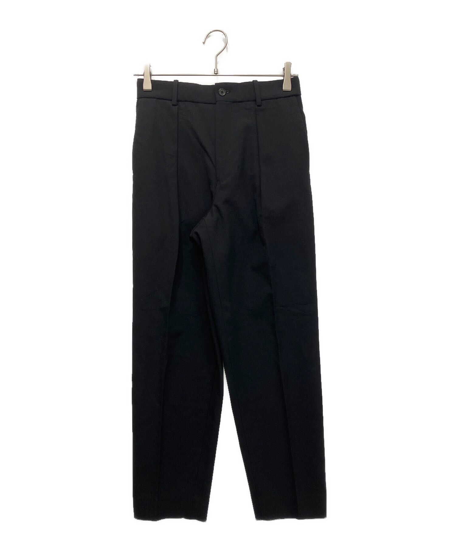 中古・古着通販】MARKAWARE (マーカウェア) FRONT PLEATS PEGTOP 中古・古着通販】MARKAWARE (マーカウェア) FRONT PLEATS PEGTOP