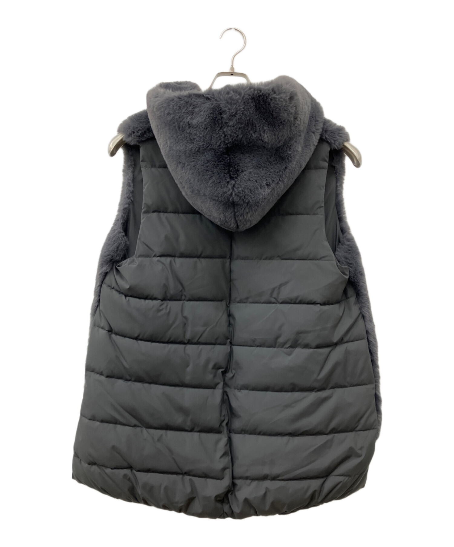 中古・古着通販】Aga (アーガ) 切替フーデットファーベスト グレー