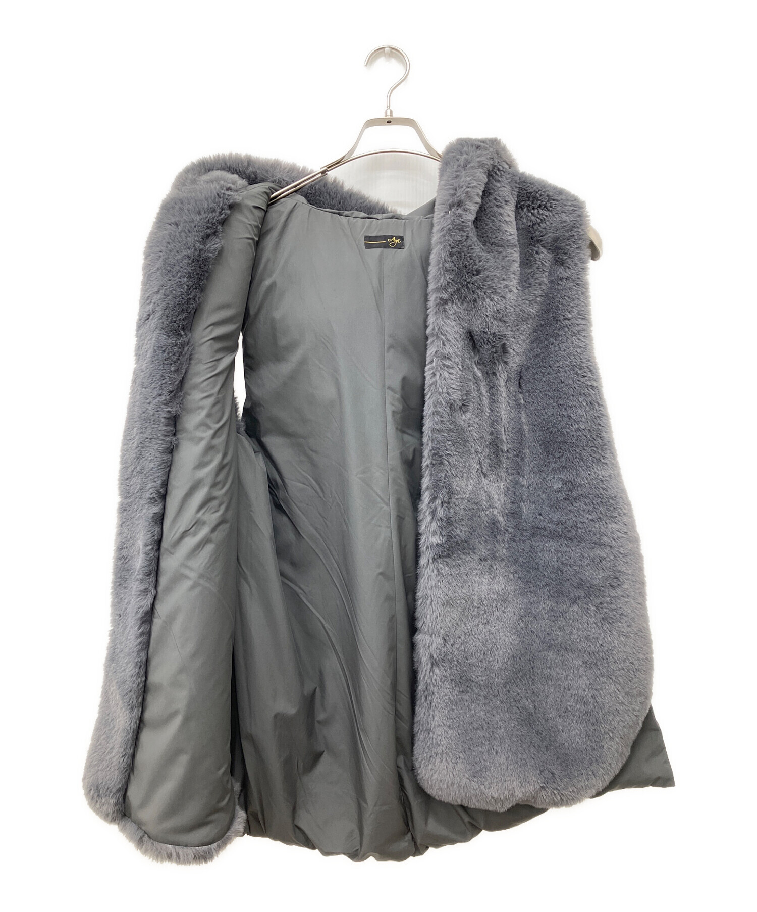 中古・古着通販】Aga (アーガ) 切替フーデットファーベスト グレー