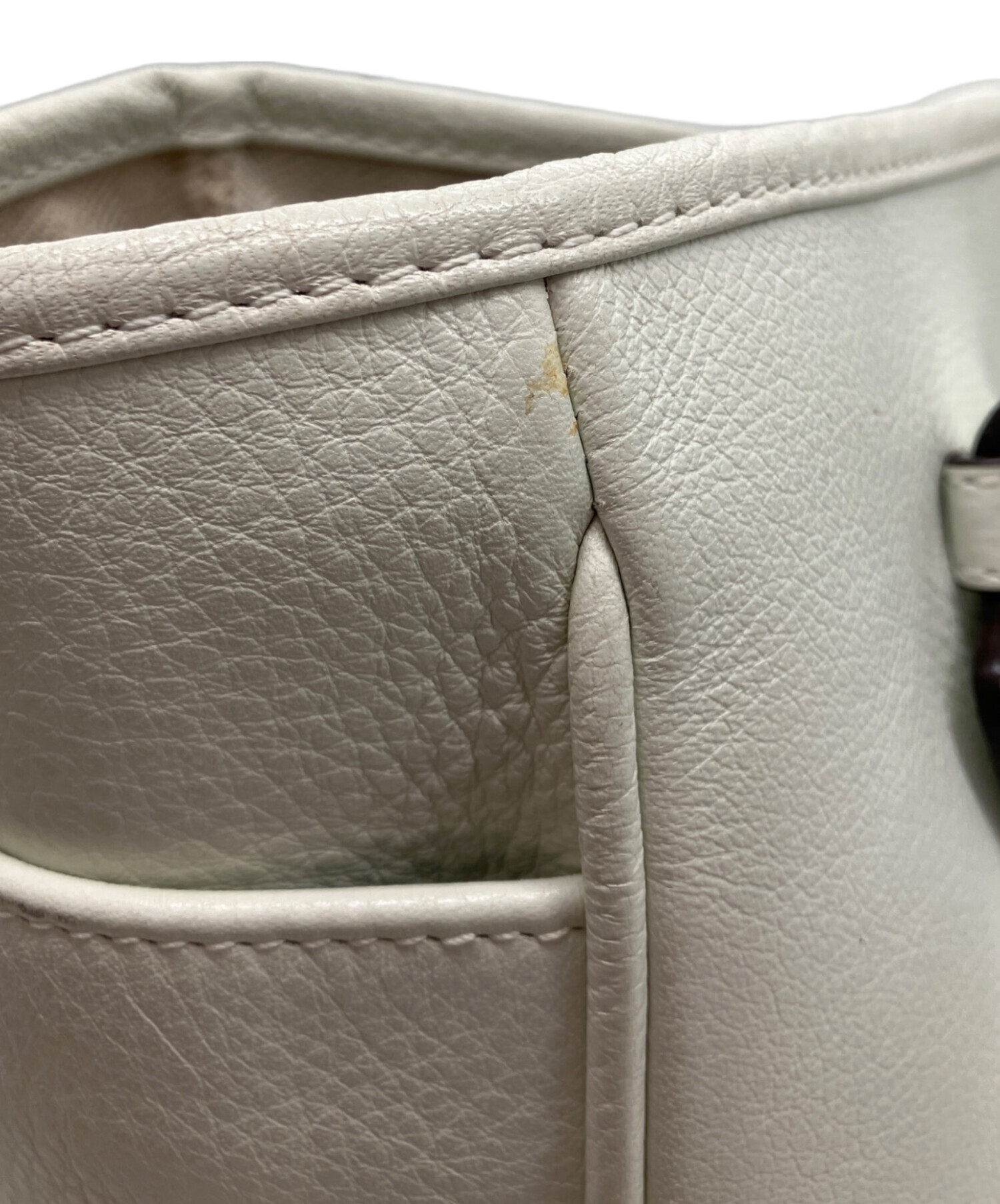 LOEWE ヘリテージ レザー トートバッグ ロエベ ヘリテージ レザー トートバッグ レッド ABランクの買取参考