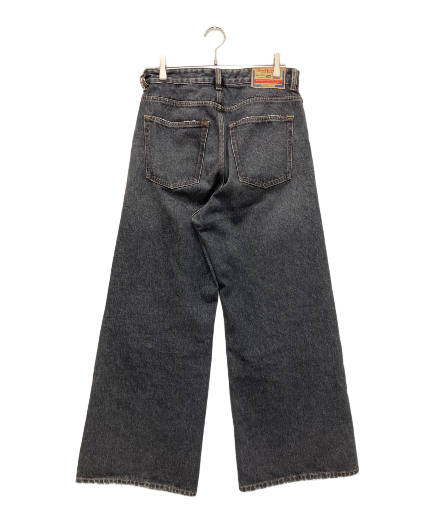中古・古着通販】DIESEL (ディーゼル) 007F6 STRAIGHT JEANS ブラック 