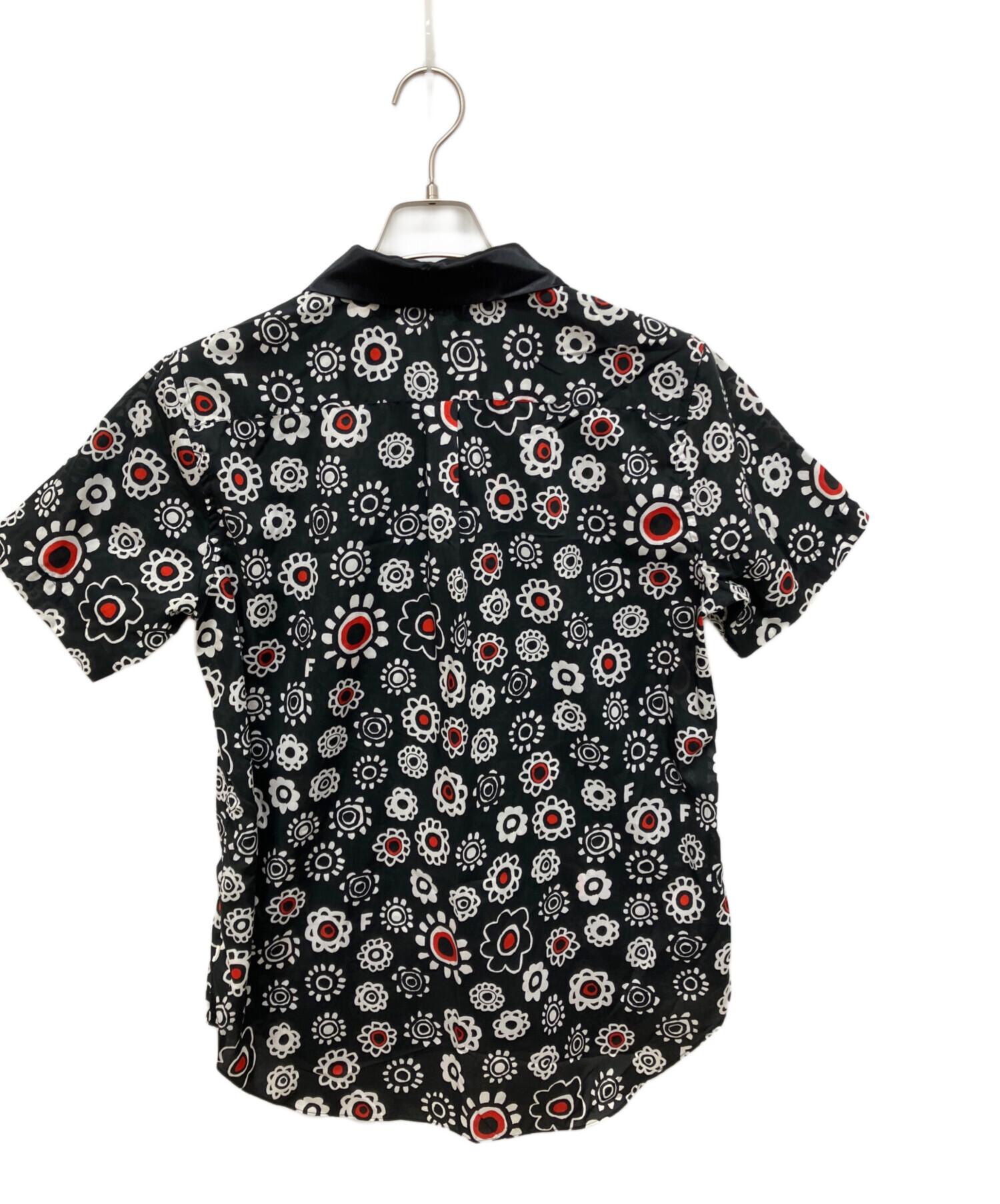 コムデギャルソン　黒 花柄立体デザイン Tシャツ 中古・古着通販】BLACK COMME des GARCONS (ブラックコムデギャルソン