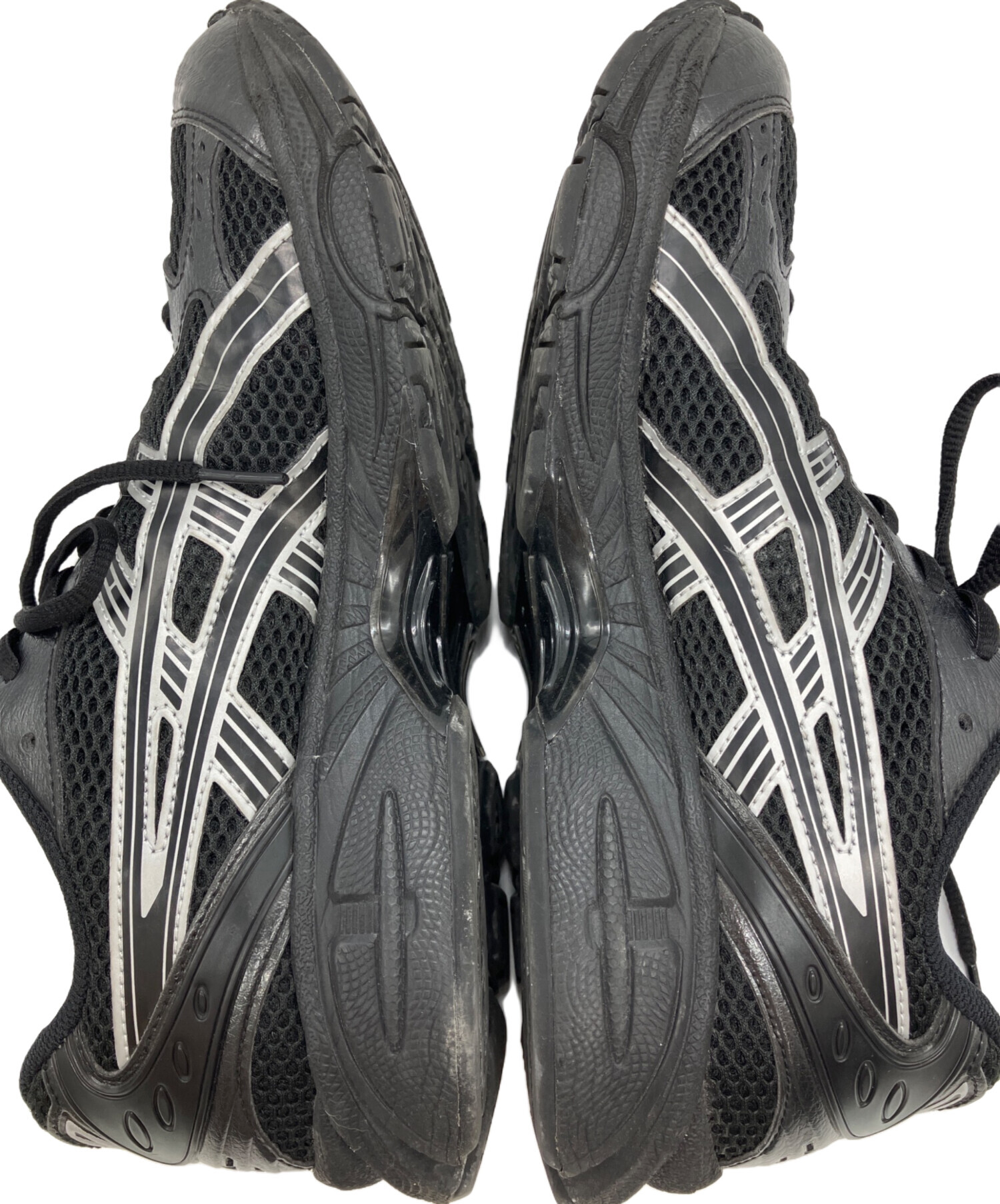 中古・古着通販】asics (アシックス) スニーカー ブラック サイズ:26.5 