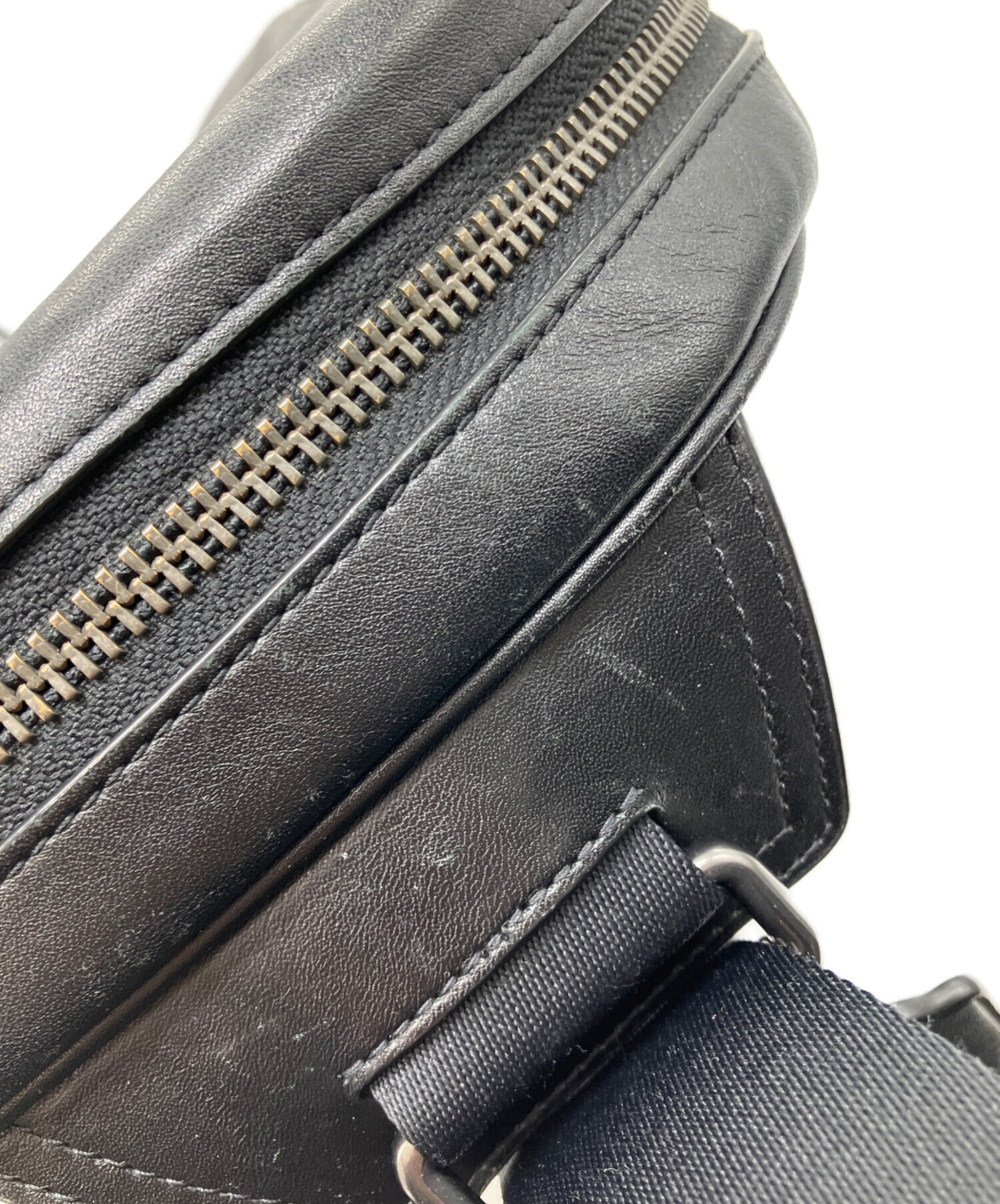 中古・古着通販】COACH (コーチ) グラハム パック シグネチャー