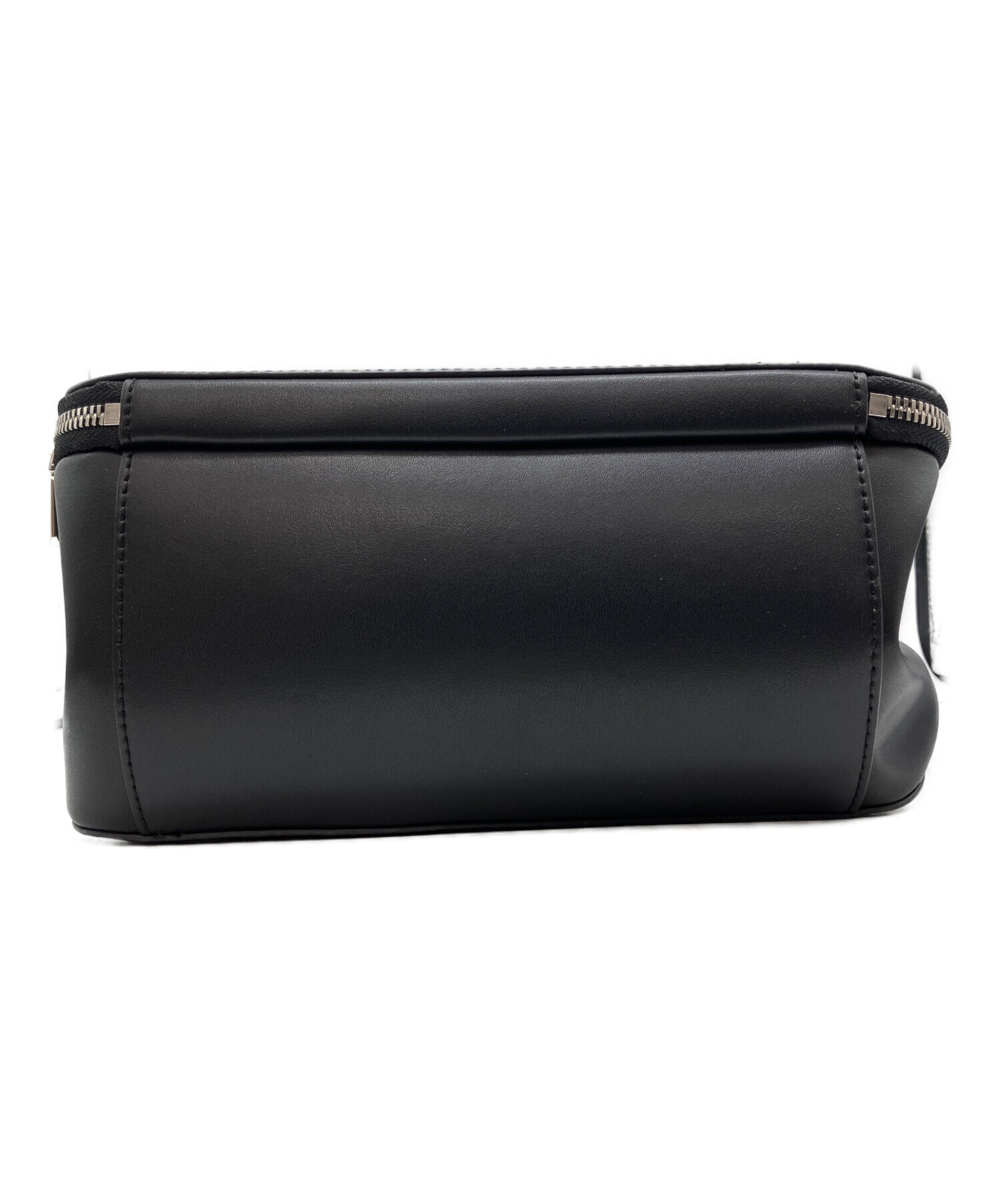 中古・古着通販】CHARLES & KEITH (チャールズアンドキース) フロント