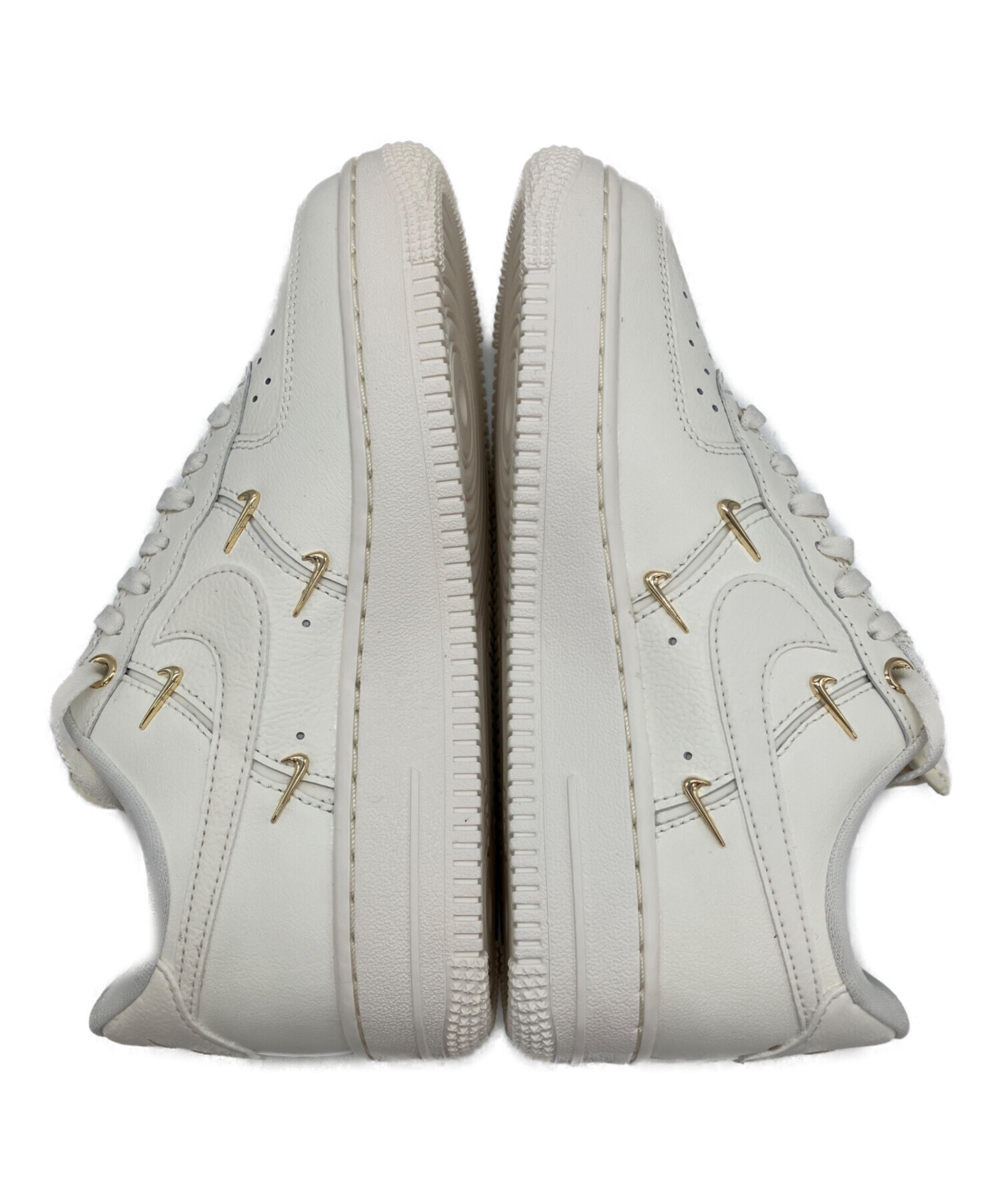 古着　ナイキ　スニーカー　エアフォース1　27センチ　金具にAF82刻印 中古・古着通販】NIKE (ナイキ) エアフォース1 '07 LX ホワイト サイズ
