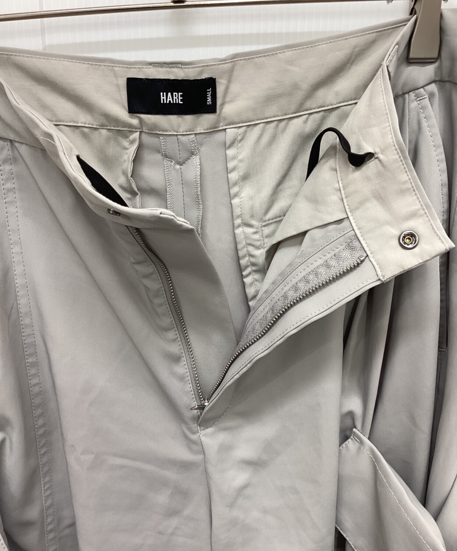 中古・古着通販】HARE (ハレ) ダブルポケットカーゴパンツ グレー