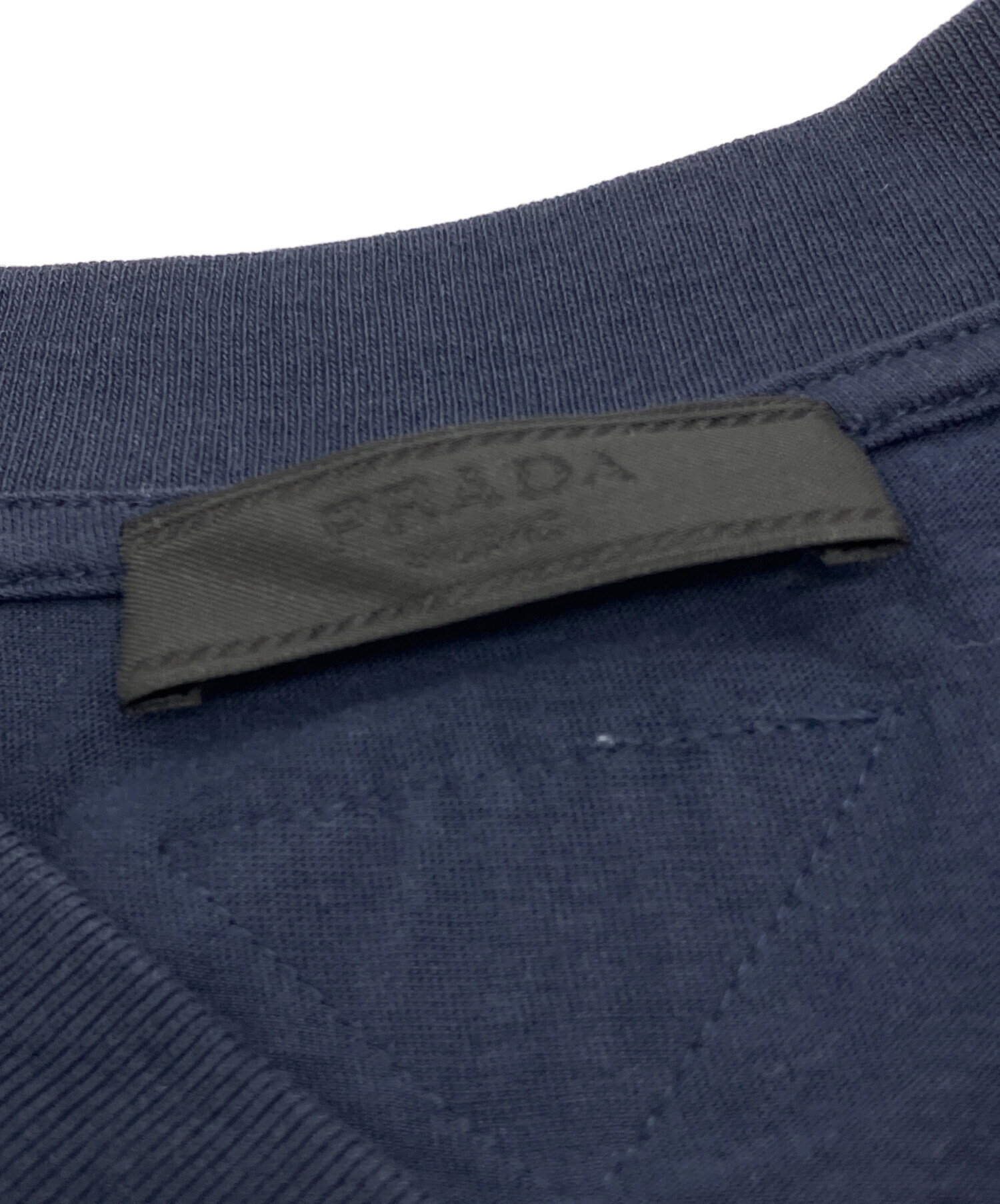中古・古着通販】PRADA (プラダ) バックトライアングルロゴVネックT