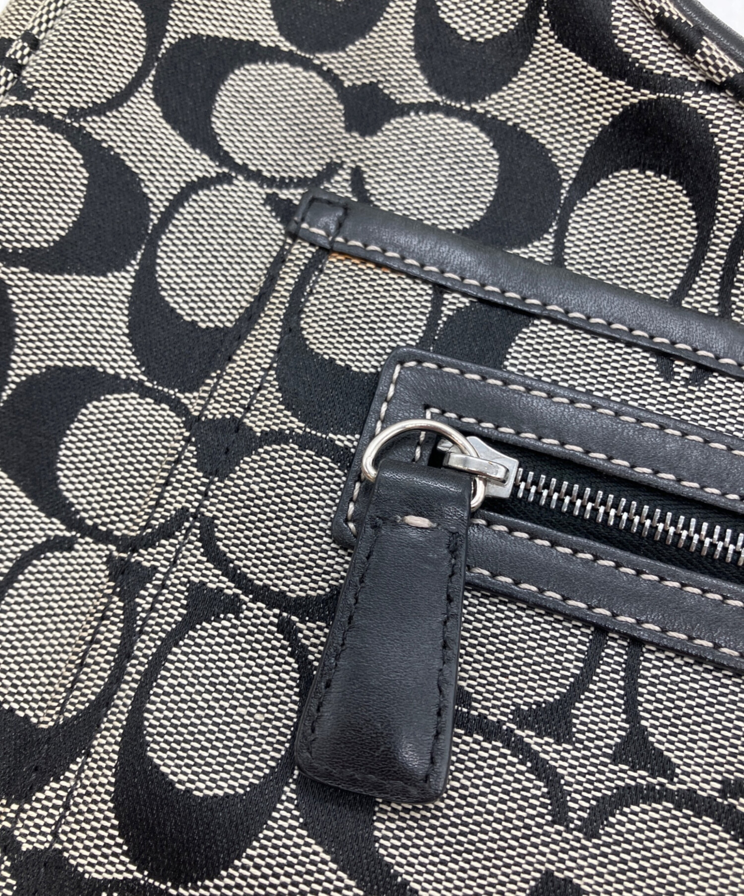 中古・古着通販】COACH (コーチ) シグネチャー ホーボーワンショルダー