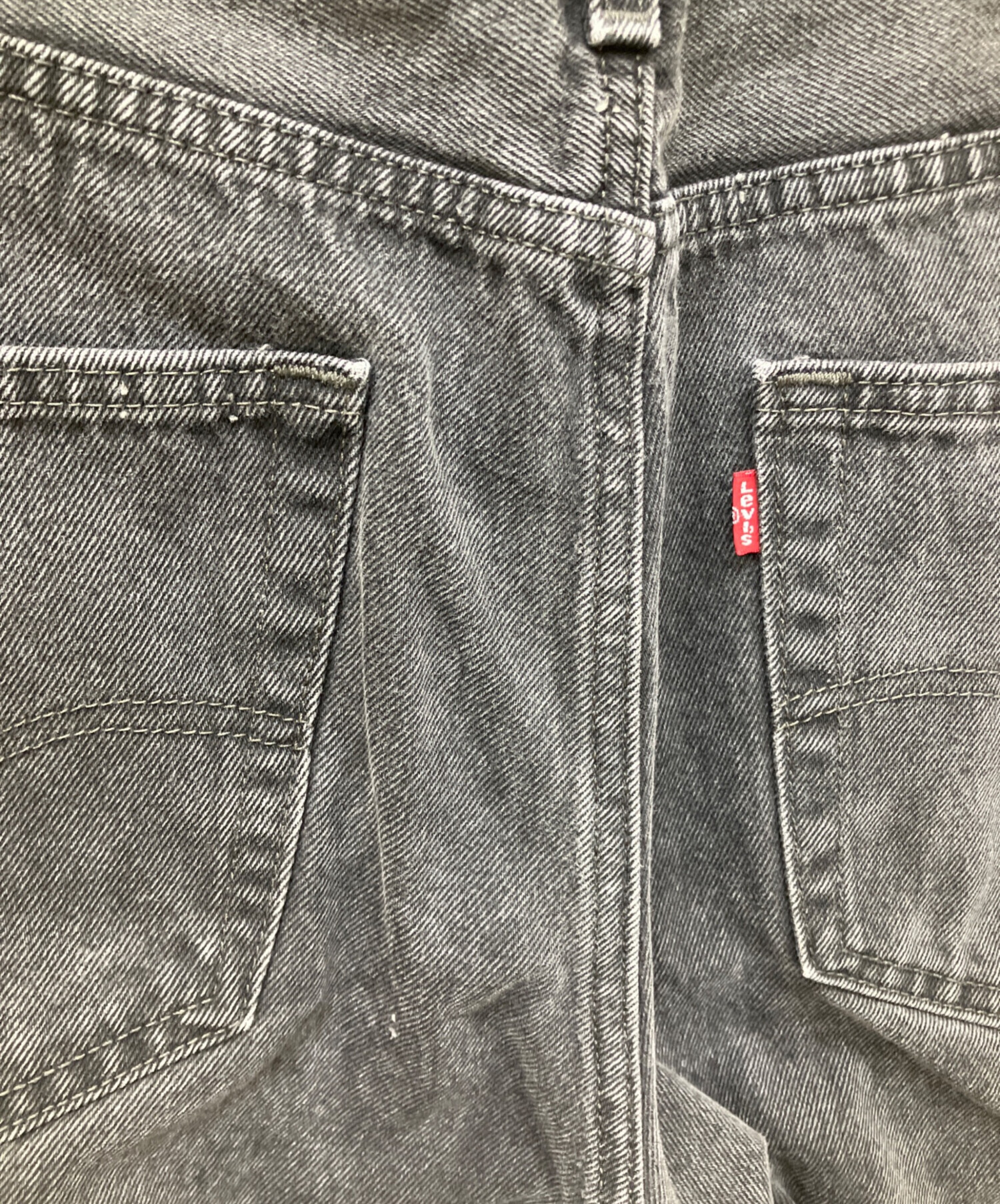 中古・古着通販】LEVI'S (リーバイス) 550バギーデニムパンツ ブラック 中古・古着通販】LEVI'S (リーバイス) 550バギーデニムパンツ ブラック