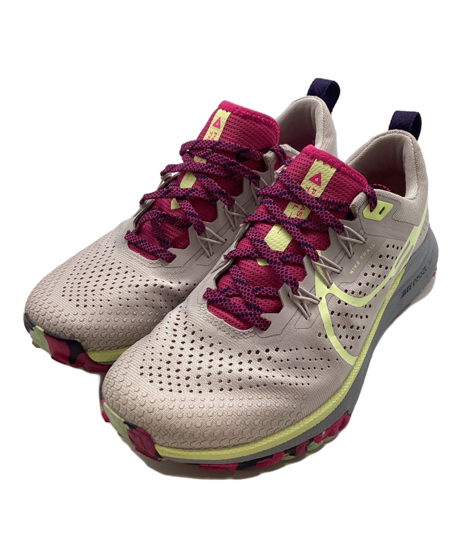 中古・古着通販】NIKE (ナイキ) React Pegasus Trail 4 ベージュ 