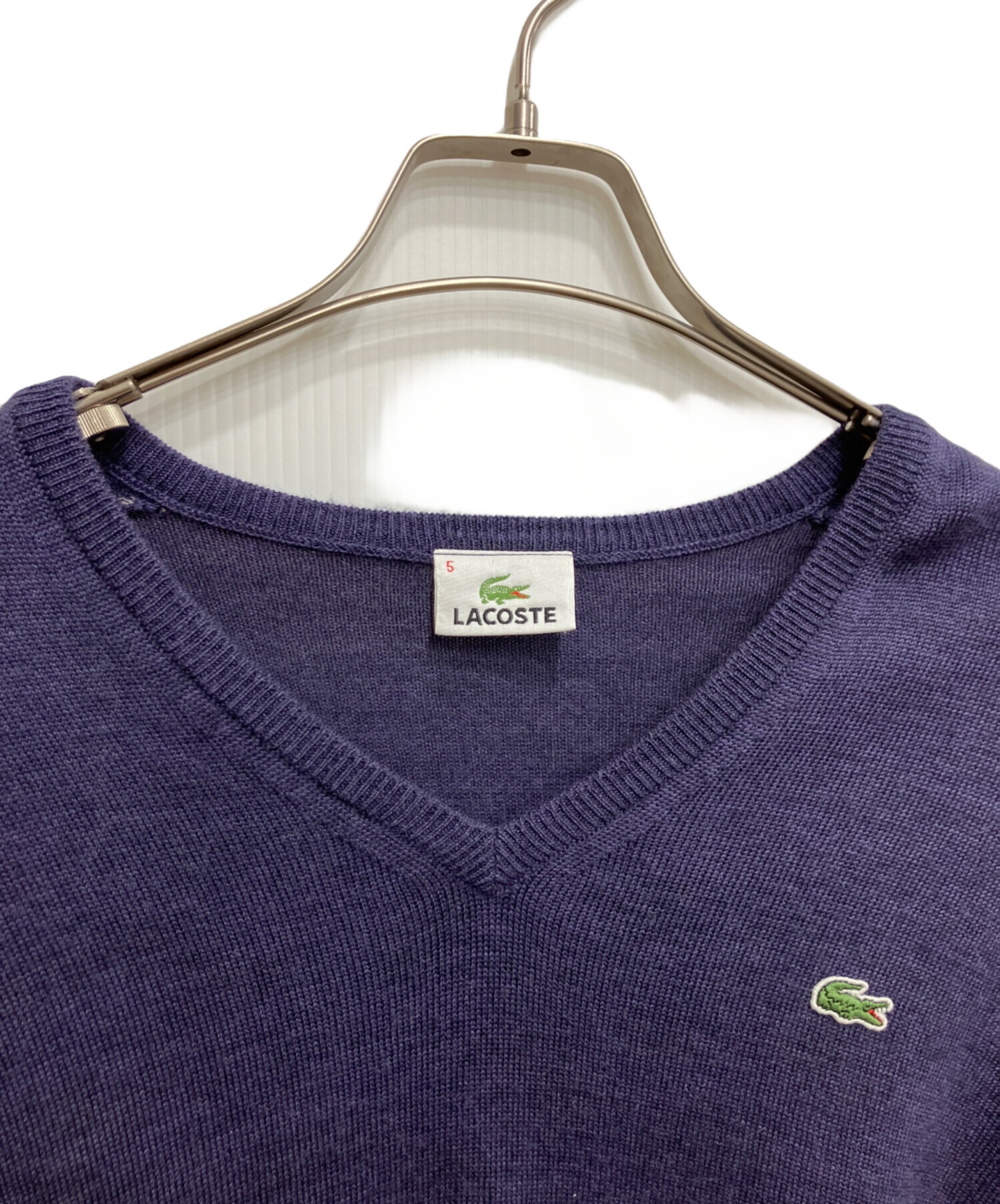 中古・古着通販】LACOSTE (ラコステ) Vネックニット パープル サイズ:5