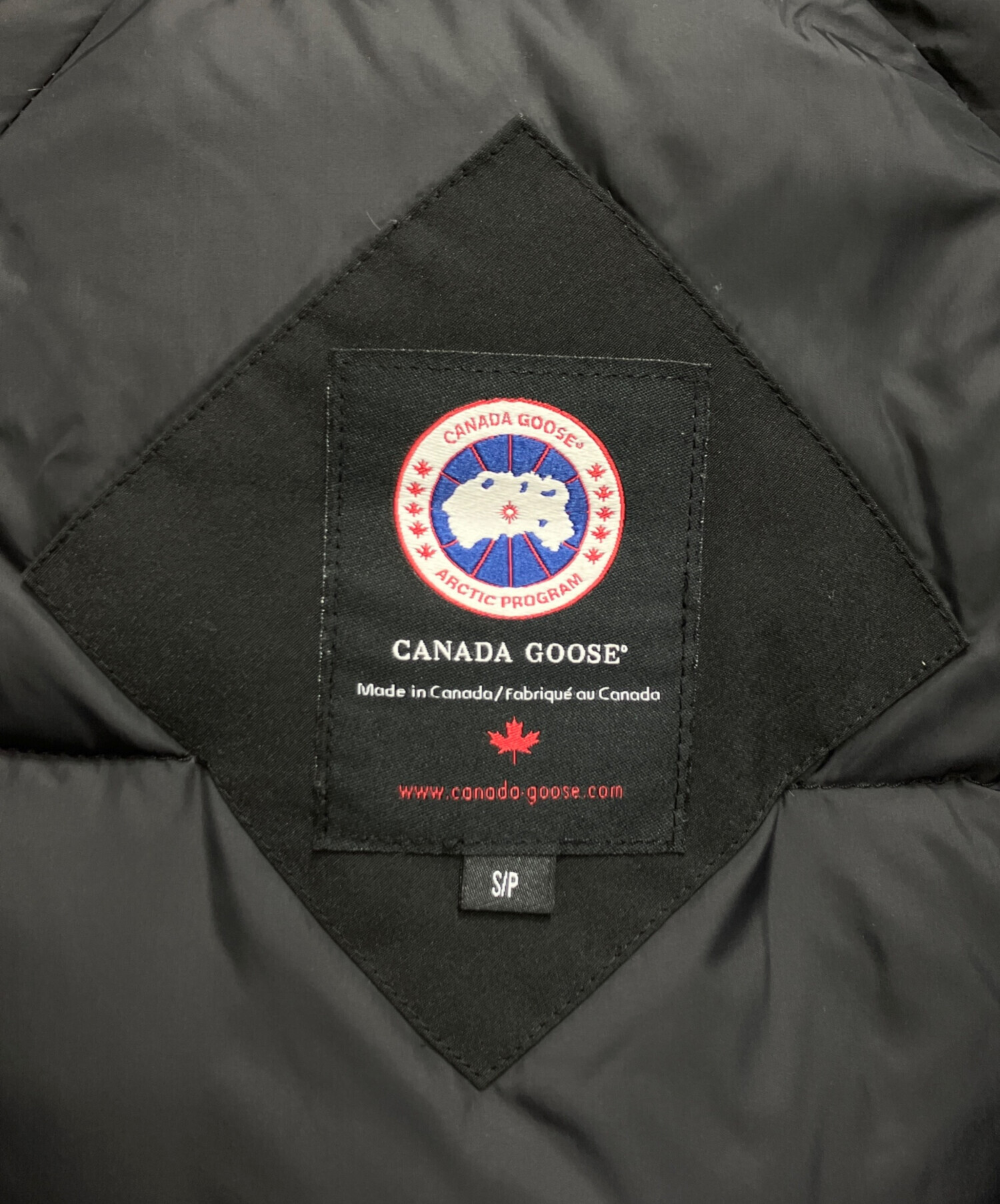中古・古着通販】CANADA GOOSE (カナダグース) KAMLOOPS ダウン