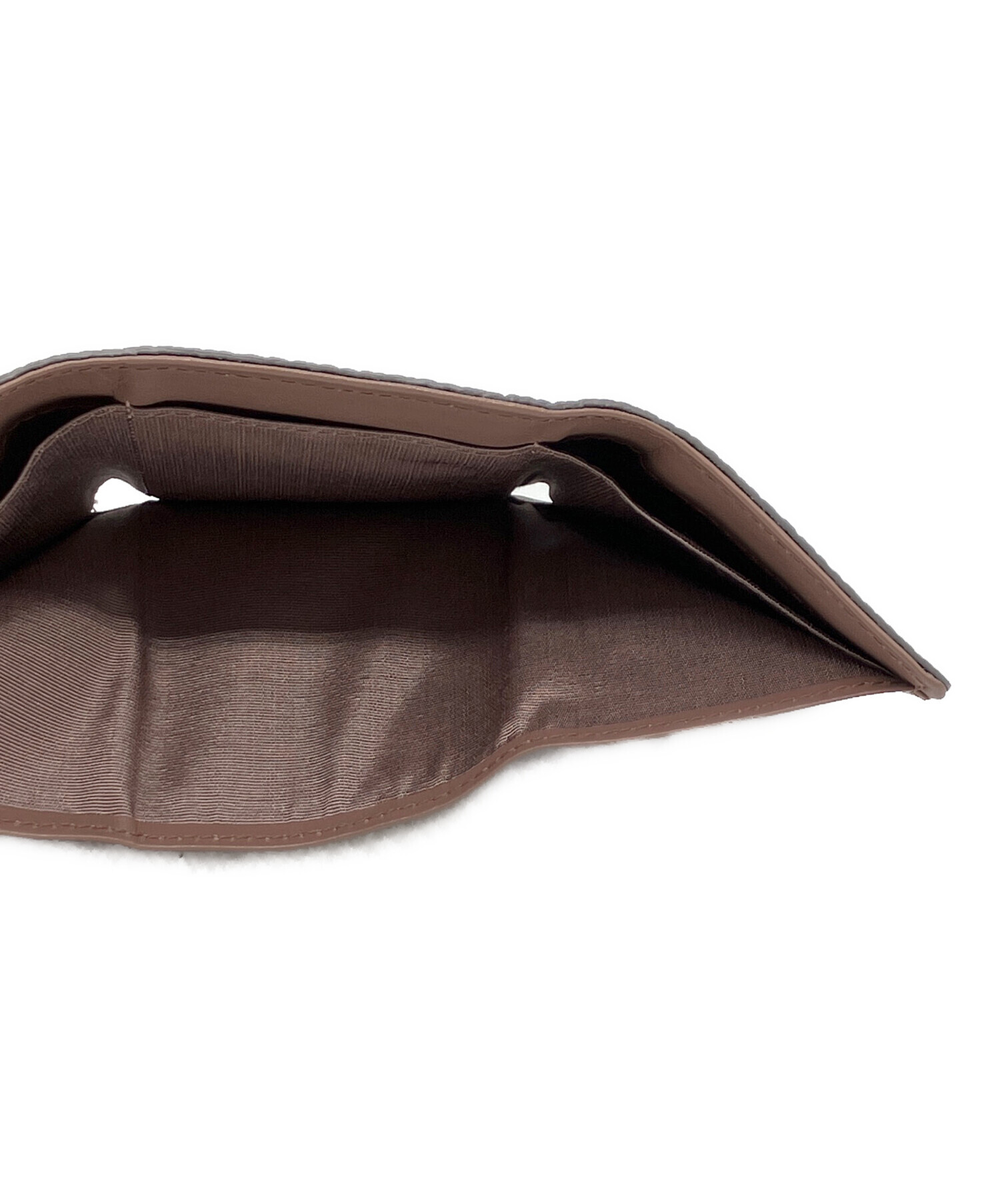 中古・古着通販】russet (ラシット) モノグラムプレート3つ折り財布