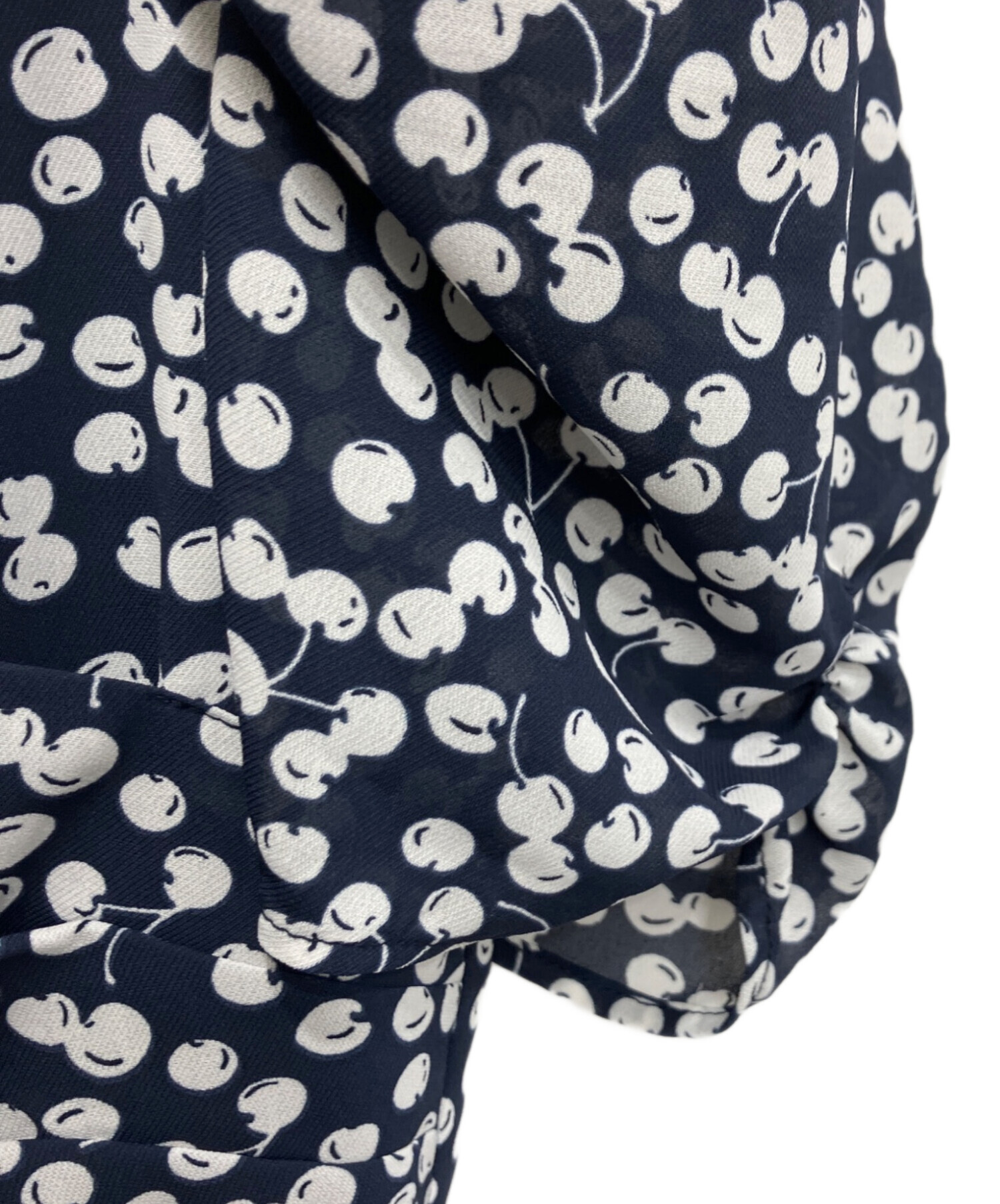 中古・古着通販】HER LIP TO (ハーリップトゥ) Cherry Pattern Cache
