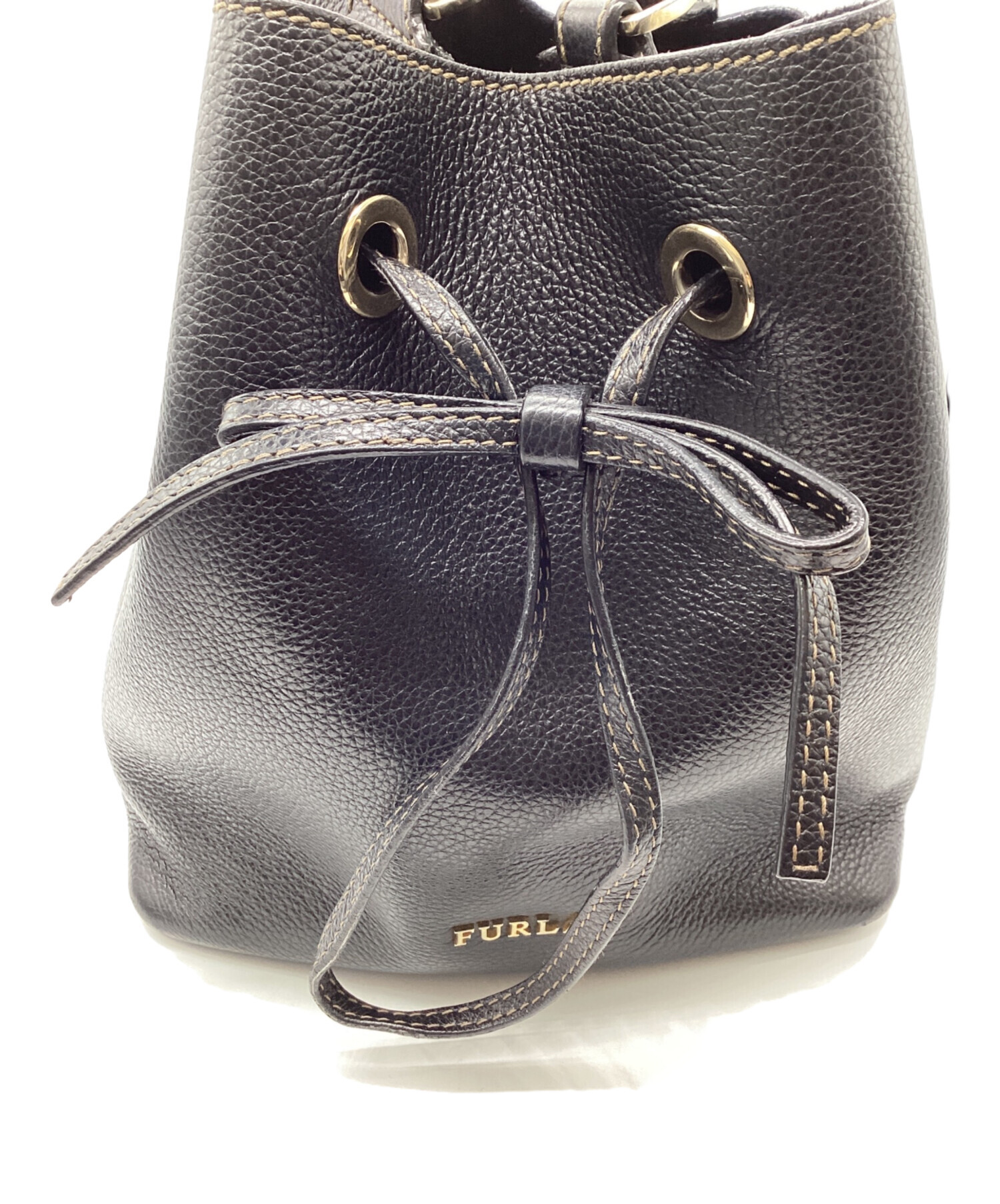 FURLA フルラショルダーバッグ　ハンドバッグ　巾着 新品・未使用 中古・古着通販】FURLA (フルラ) 巾着ハンドバッグ ブラック｜ブランド
