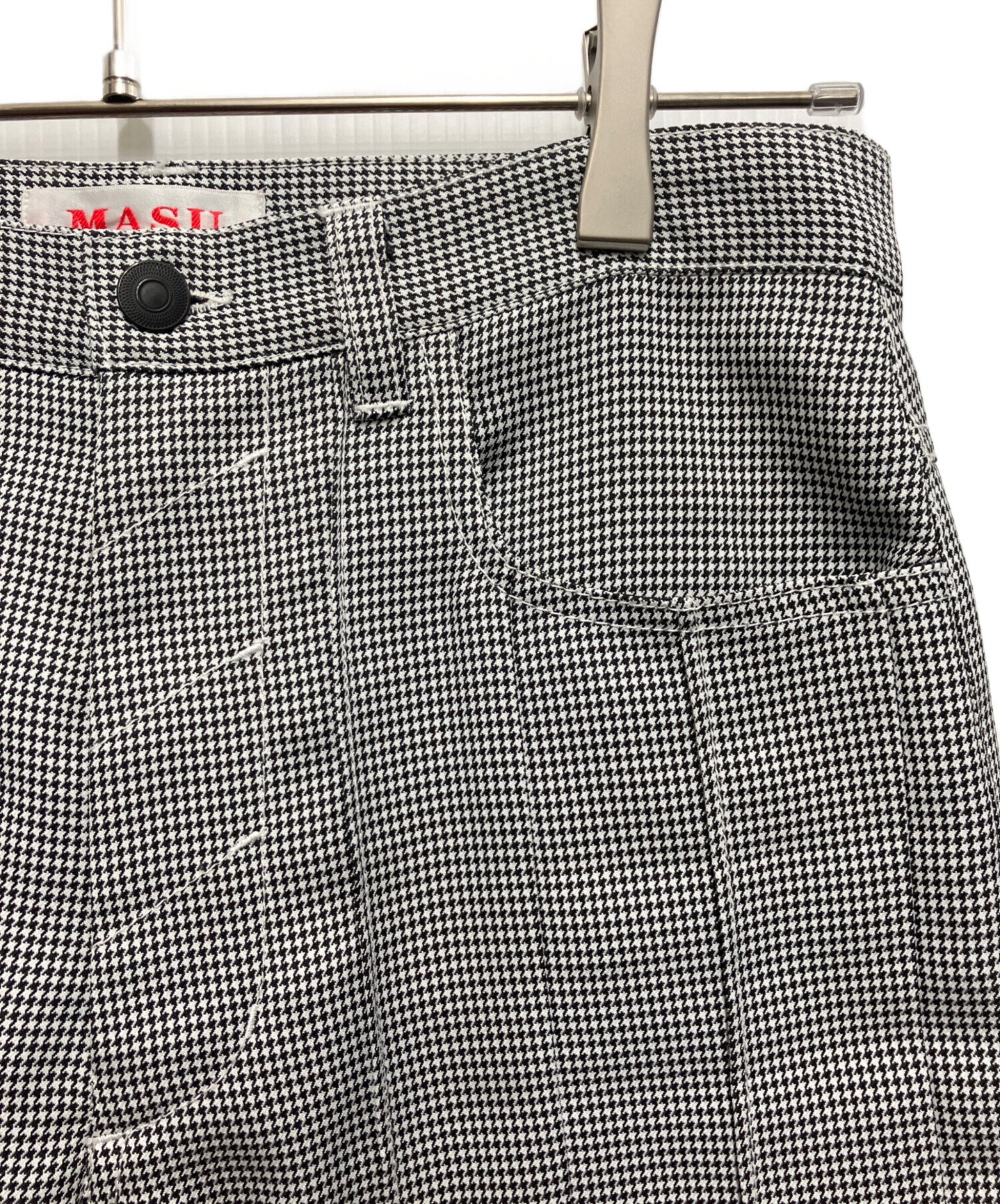 MASU パンツ 46 中古・古着通販】MASU (エムエーエスユー) PLEATED PANTS ブラック