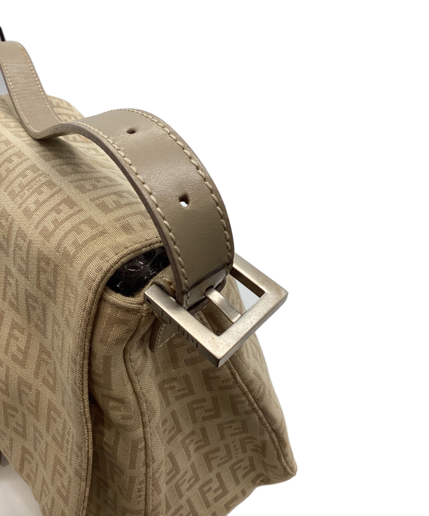 FENDI フェンディ ショルダーバッグ マンマバケット ズッキーノ柄 肩掛け 8BR001 キャンバス  レザー   ブラウン 茶 レッド 赤 ゴールド×レッド金具 レディース【中古品】 フェンディ/ショルダーバッグ/マンマバケット,ズッキーノ柄/ダーク