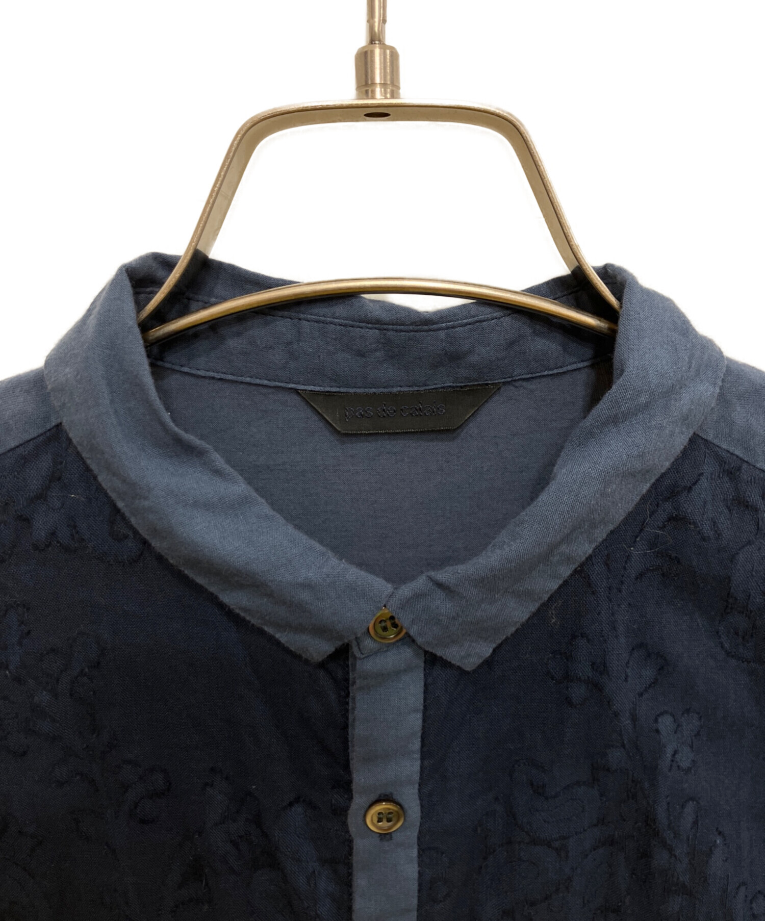 中古・古着通販】pas de calais (パドカレ) 製品染め刺繍シャツ