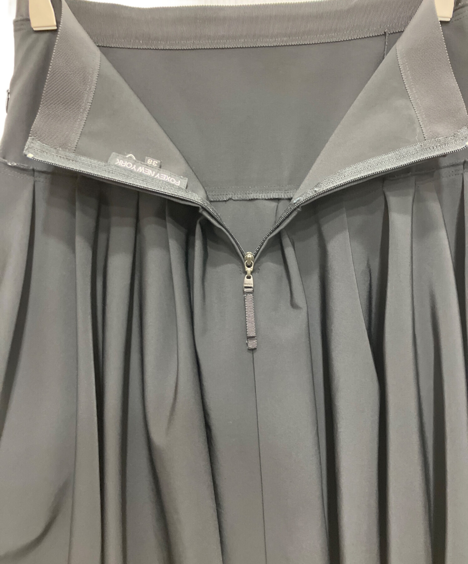 中古・古着通販】FOXEY NEWYORK (フォクシーニューヨーク) タックミニ