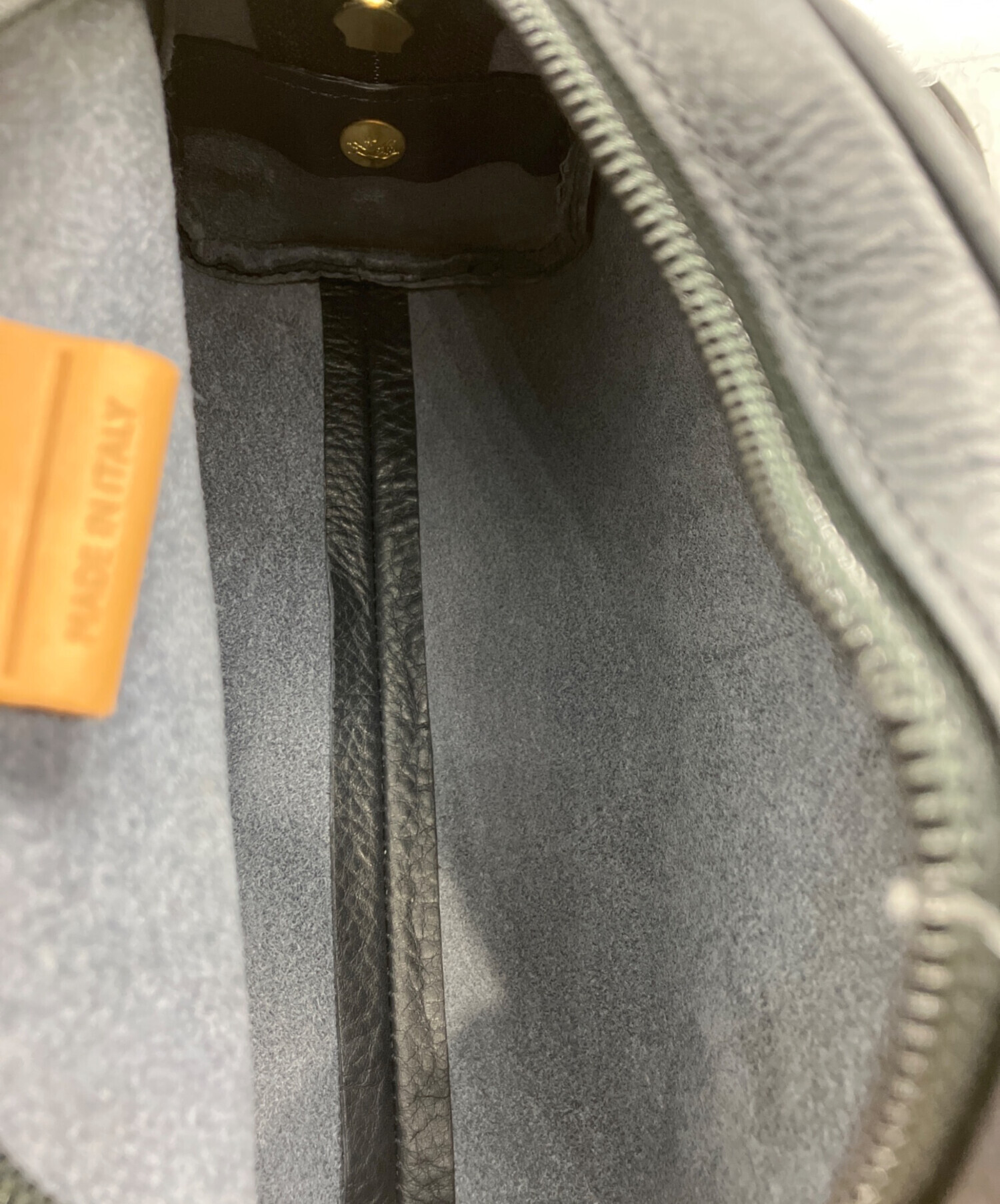 中古・古着通販】IL BISONTE (イル ビゾンテ) ハーフムーンショルダー