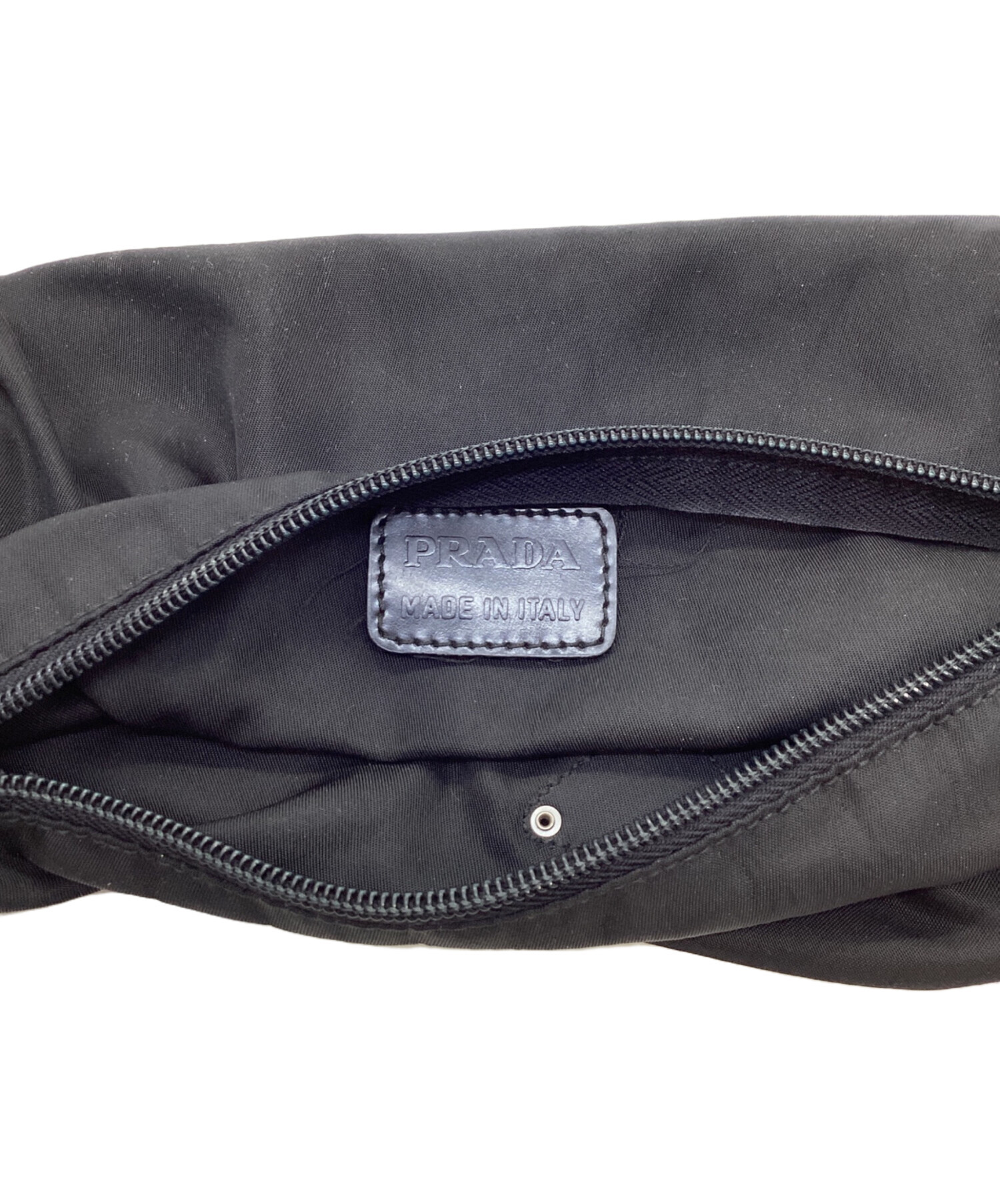 中古・古着通販】PRADA (プラダ) ナイロンポーチ ブラック｜ブランド