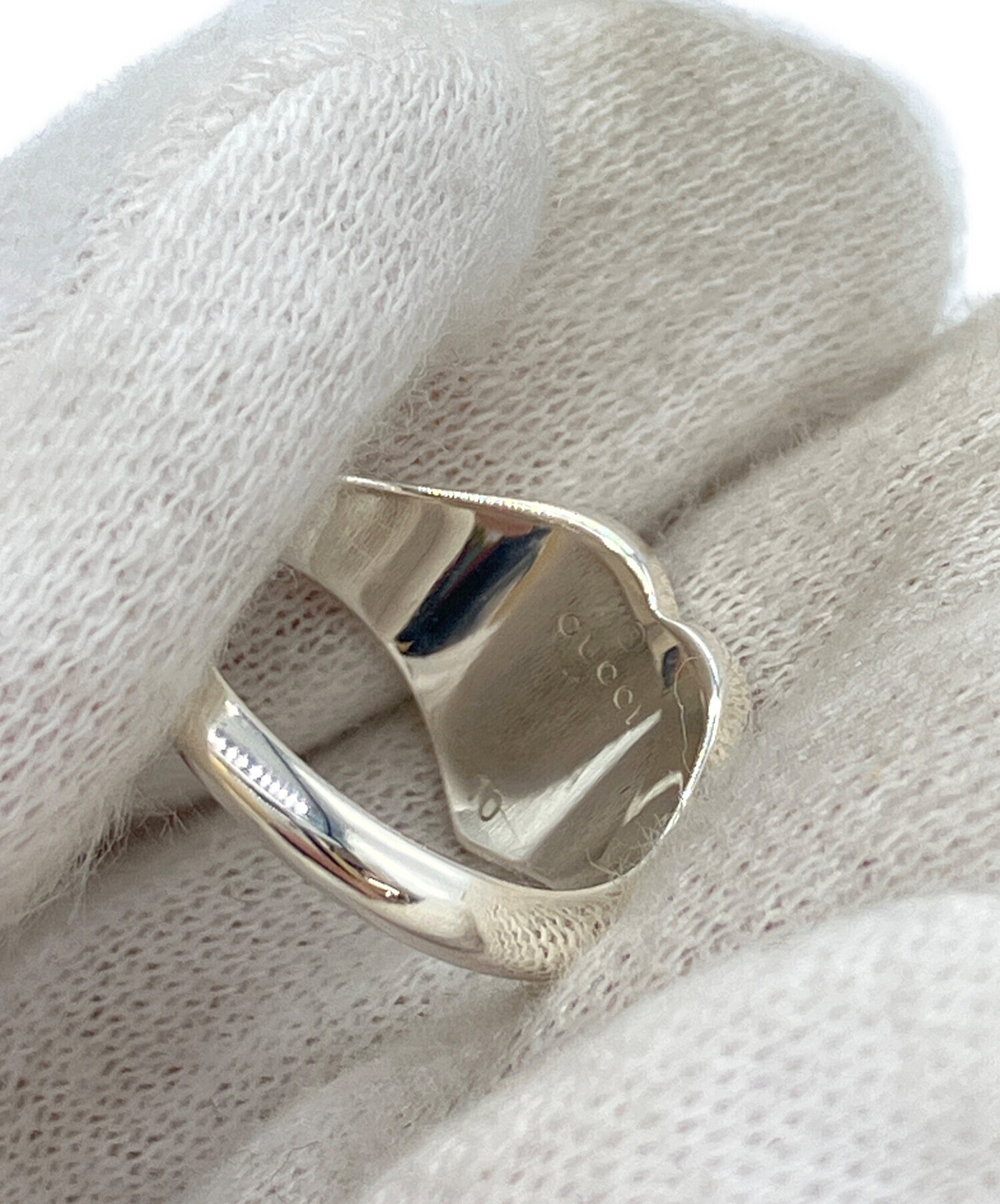 中古・古着通販】GUCCI (グッチ) エナメルハートリング サイズ:10号