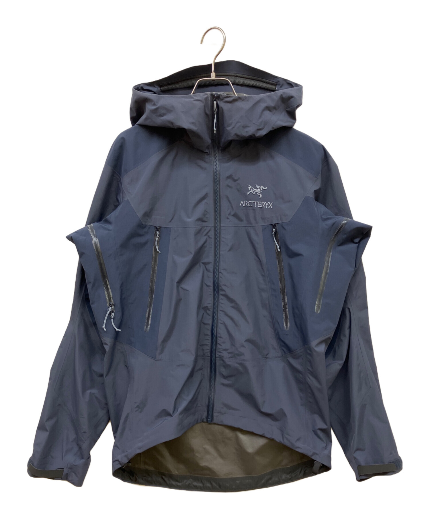 ARC'TERYX フード付きジャケット ネイビー 中古・古着通販】ARC'TERYX (アークテリクス) ナイロンジャケット