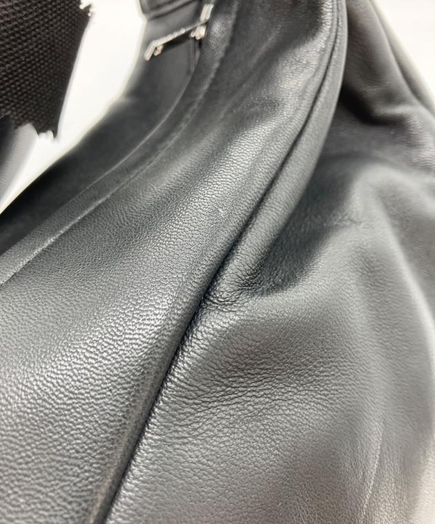 中古・古着通販】COS (コス) レザープリーツベルトバッグ ブラック