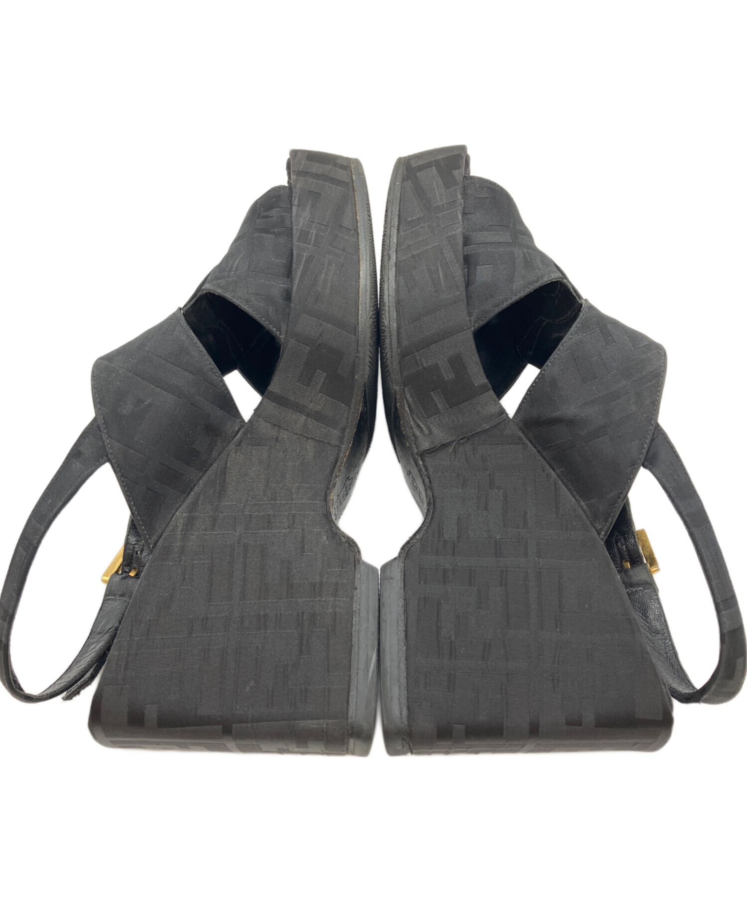 中古・古着通販】FENDI (フェンディ) ズッカ柄ウェッジソールサンダル
