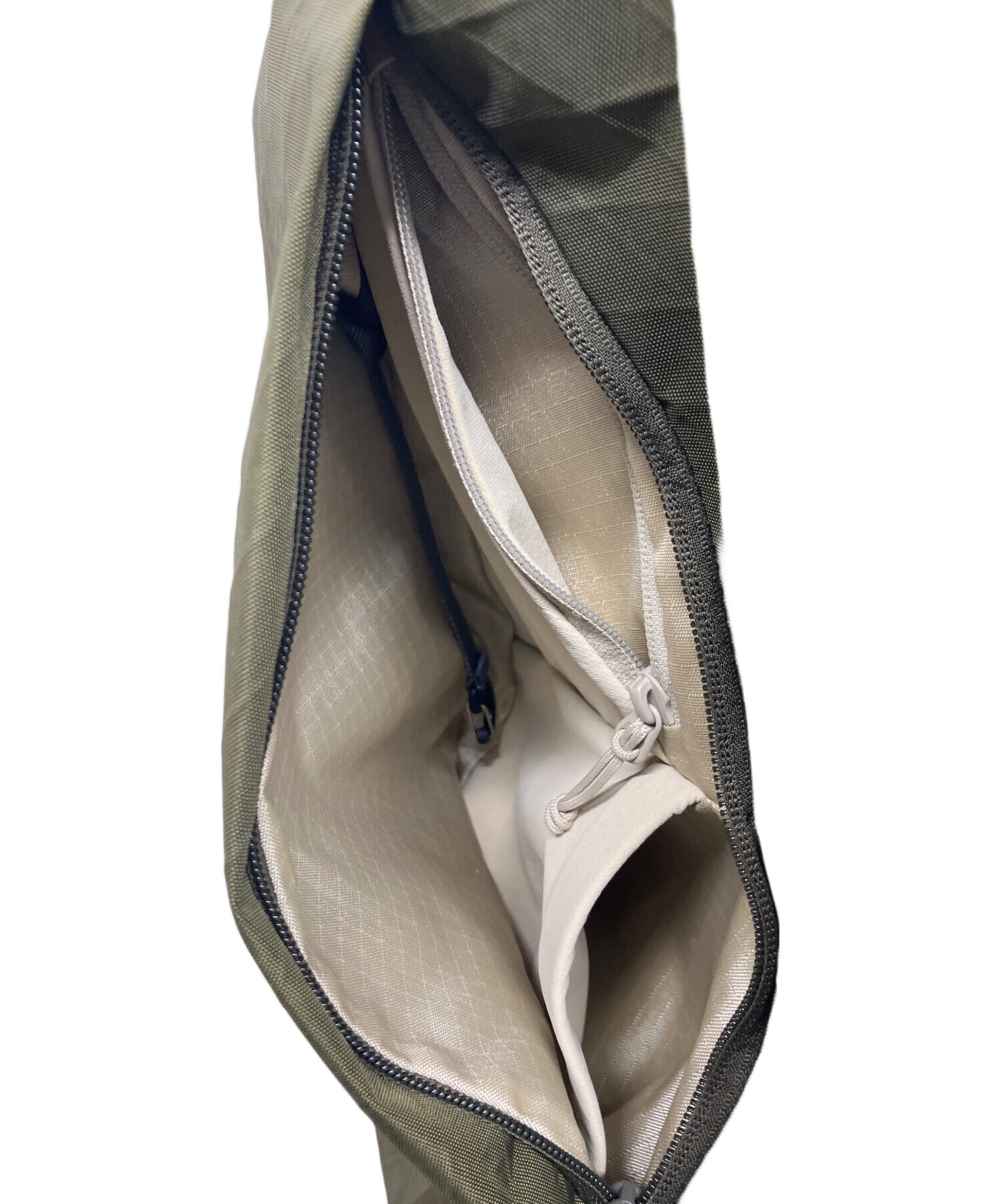 中古・古着通販】Able Carry (エイブルキャリー) Daily Plus オリーブ