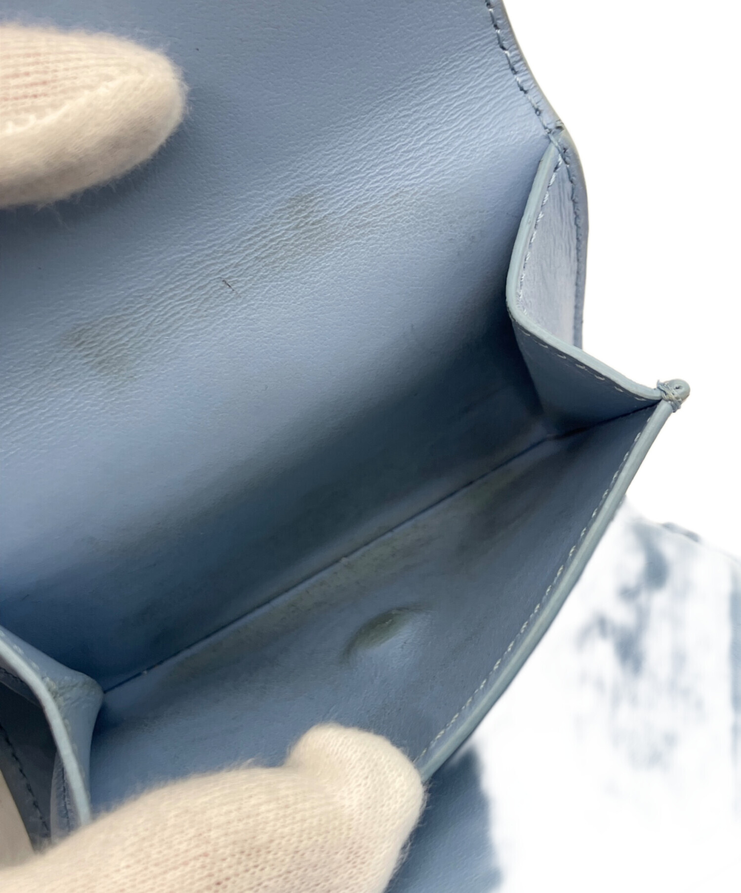 セール中☆*:.。. CELINE 水色 パールブルー　財布　トリオンフ ギフトにも♪【CELINE】スモール トリオンフ フラップウォレット