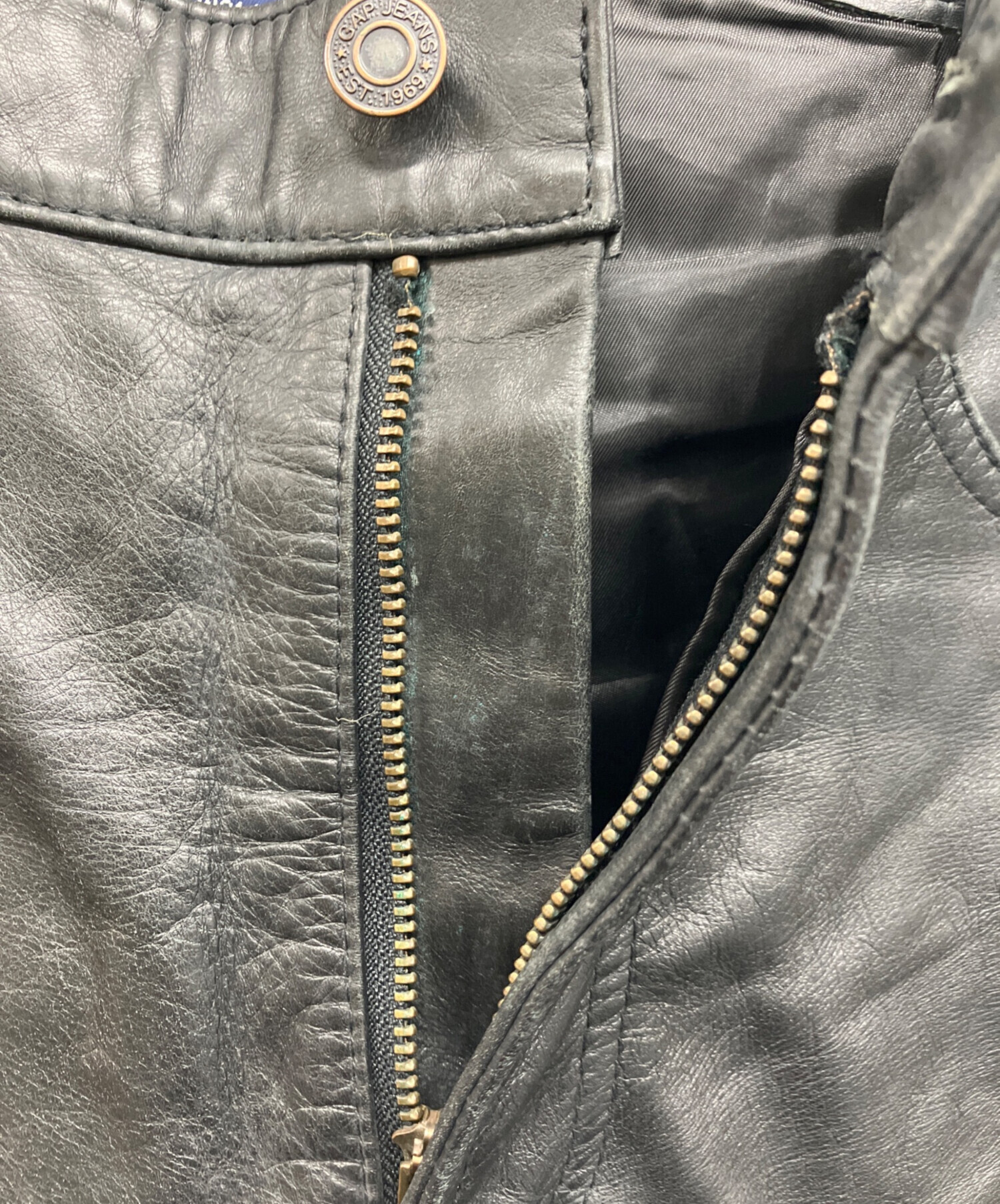 中古・古着通販】GAP (ギャップ) boot fit LEATHER パンツ ブラック