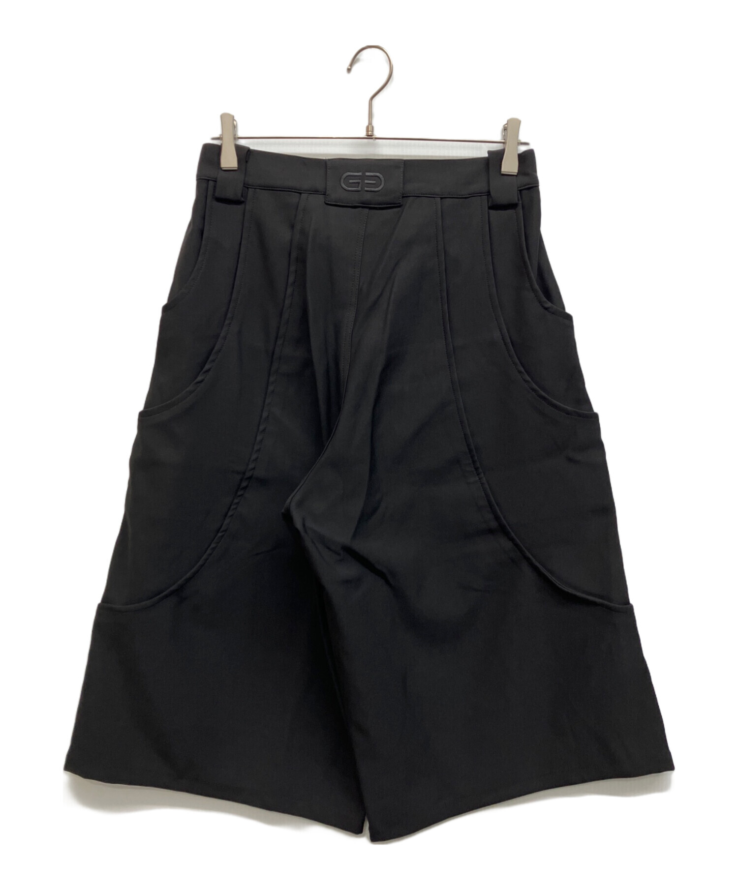 中古・古着通販】GOAT ESSENCE (ゴートエッセンス) TUCK WIDE SHORTS