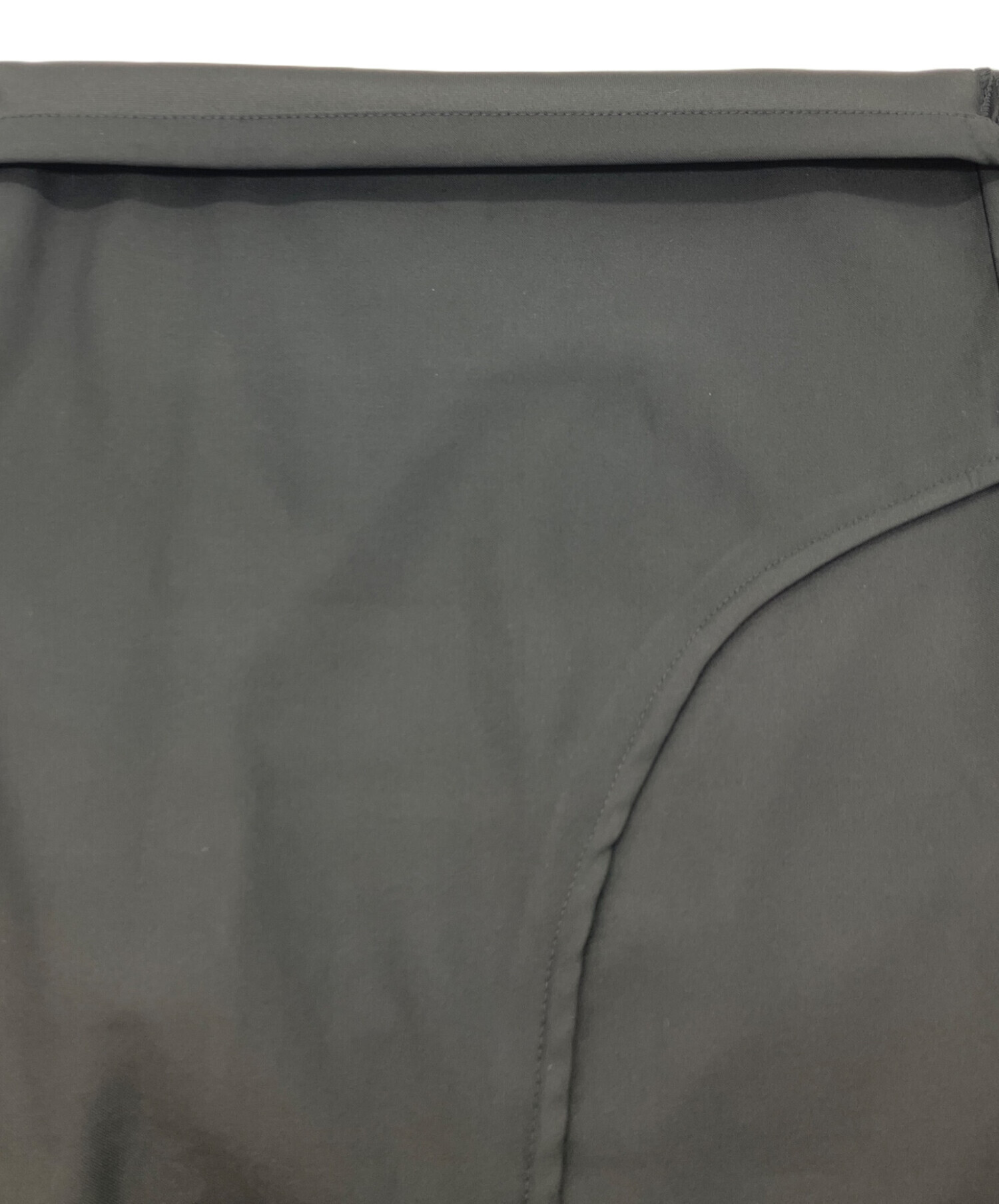 中古・古着通販】GOAT ESSENCE (ゴートエッセンス) TUCK WIDE SHORTS