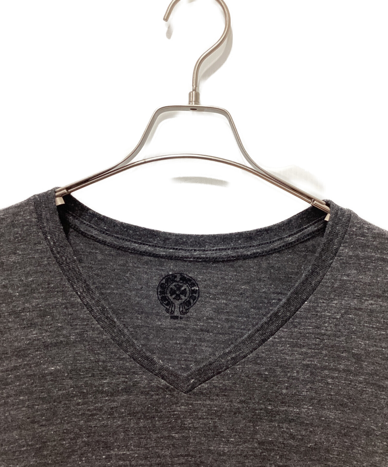 中古・古着通販】CHROME HEARTS (クロムハーツ) VネックTシャツ